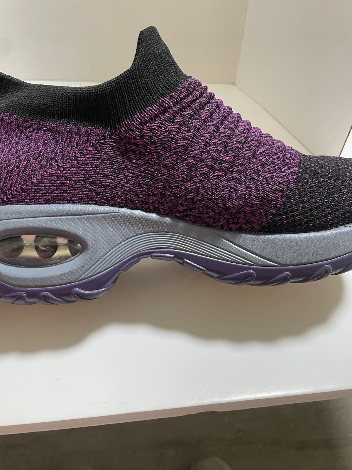 Women’s Cloth Knit Sock Like Opening SlipOn Purple Lightweight Shoes Size 9 Walk