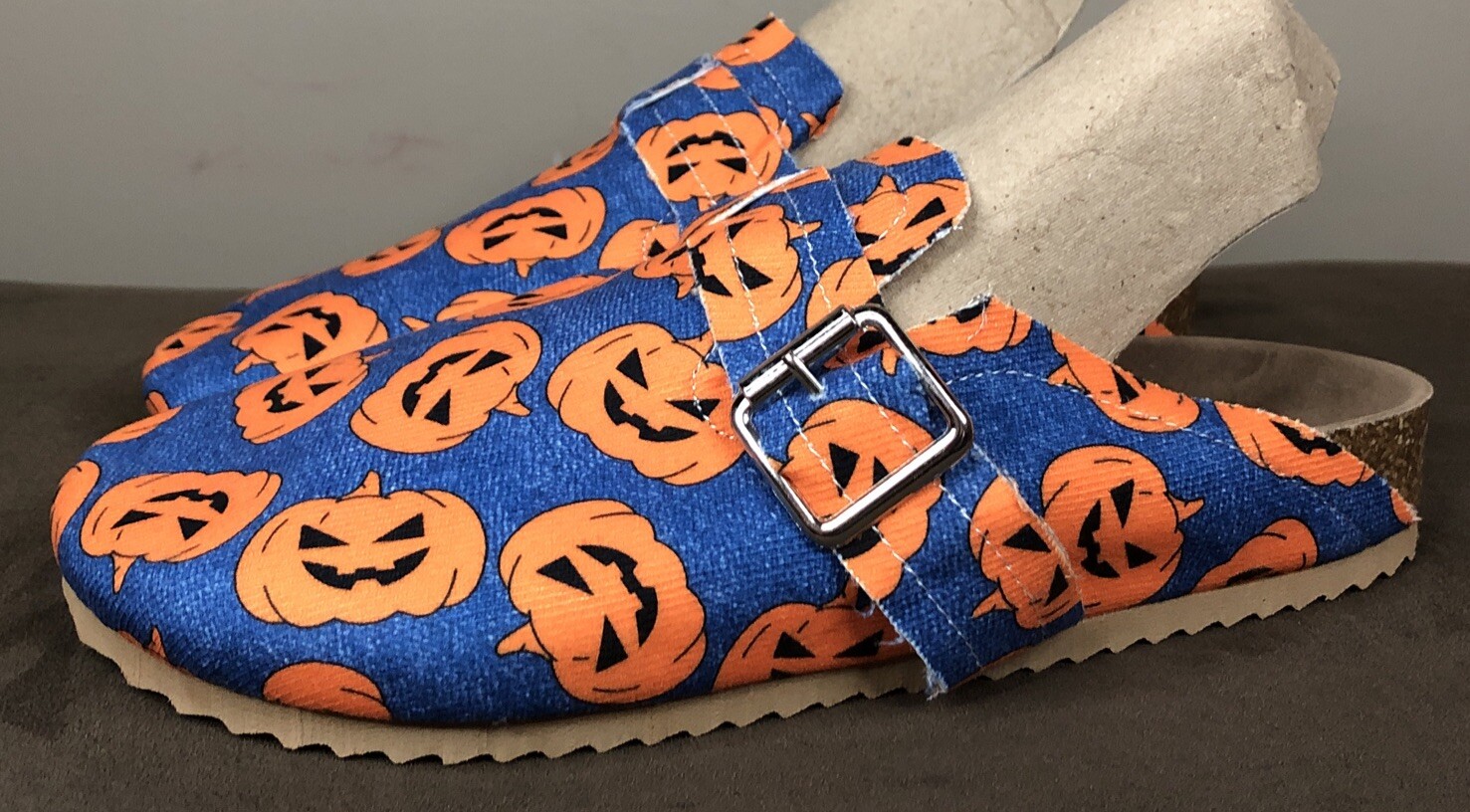 PUMPKIN PATTERN FLAT MULES Women’s 8 Slip On Casual Comfort SHOES Halloween