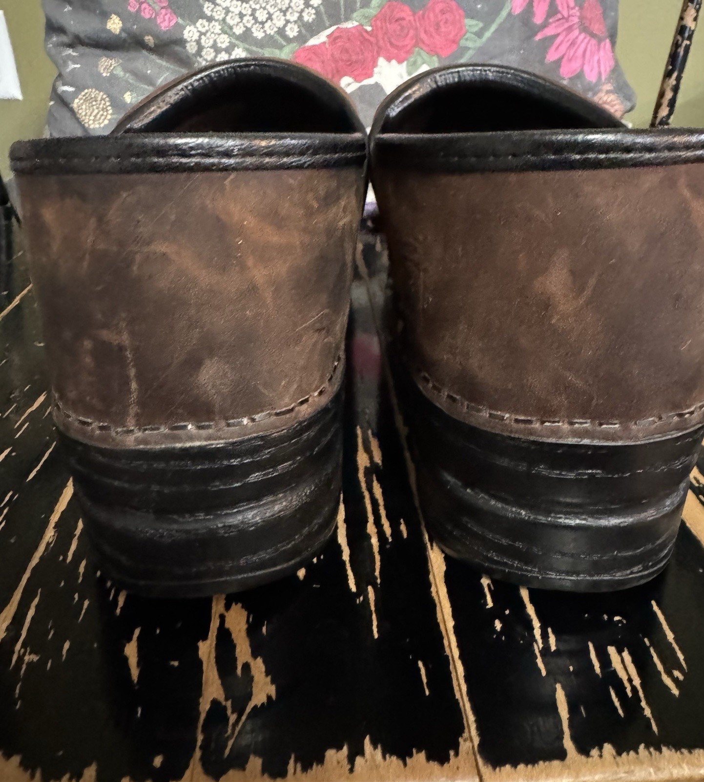 Dansko Women’s Professional Clogs Shoes Size 43 / 12.5 Color Brown Leather