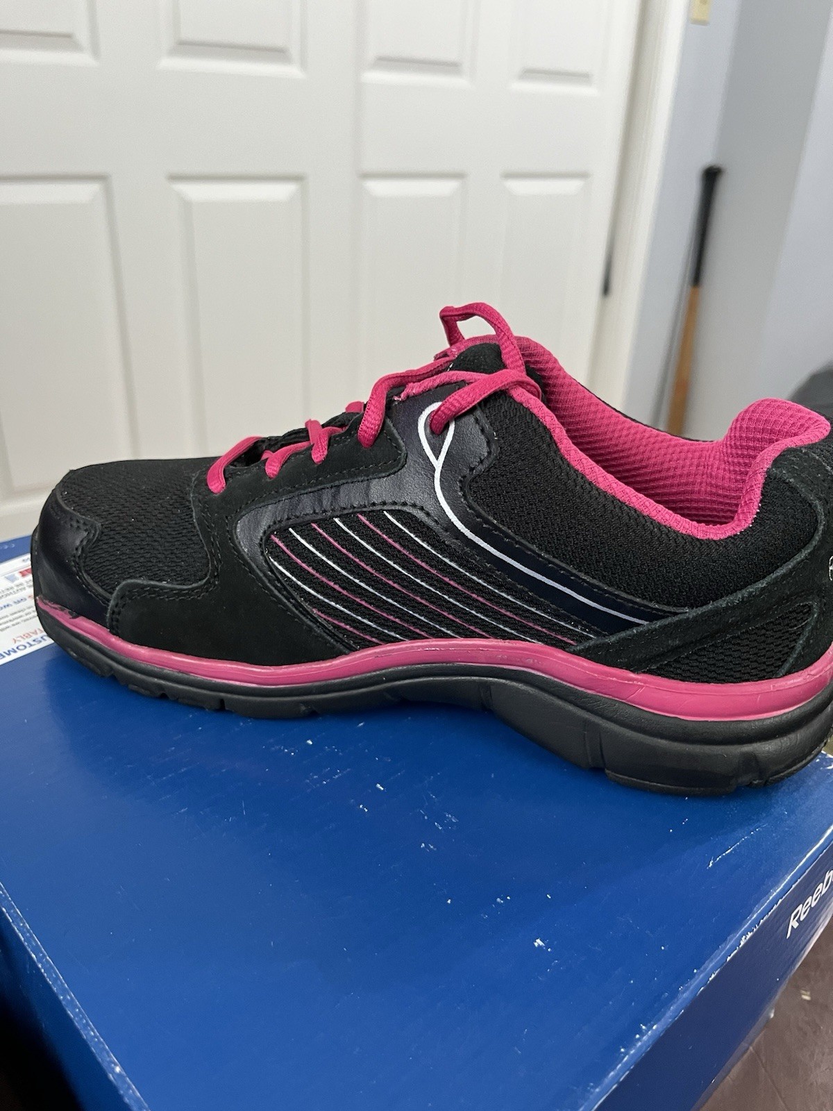 Reebok Work ANOMAR Safety Composite Toe Shoe Women’s 6.5 RB454 Black Pink NIB