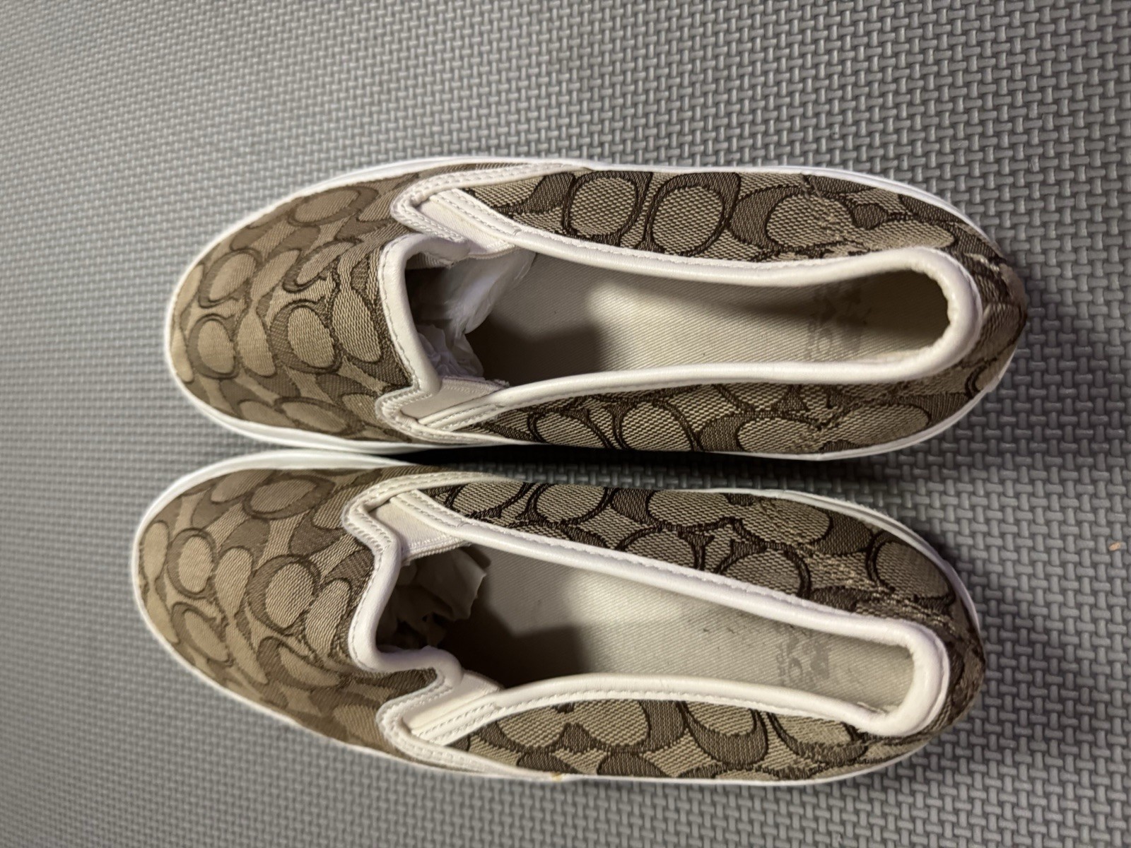 COACH Signature CHRISSY SLIP-ON SNEAKERS IN SIZE 7.5 NWOT DESIGNER
