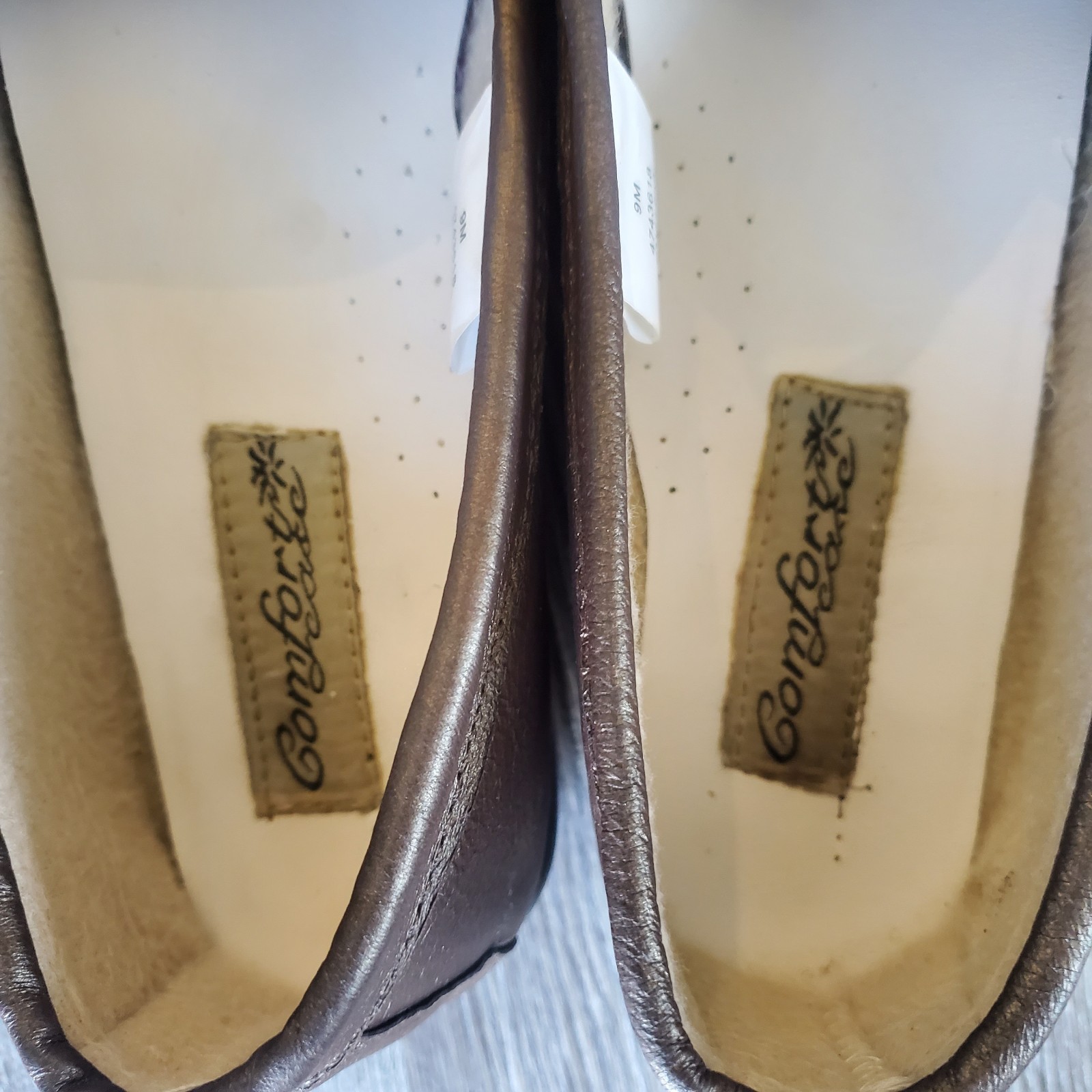 VTG Comfort Case Brown Leather Beaded Moccasin Shoes Womens 9 Southwestern