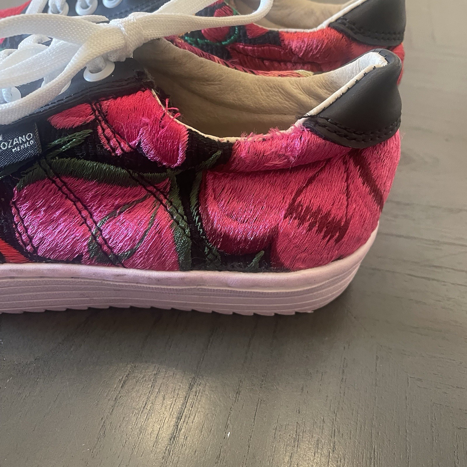 Women’s Angelozano Mexico Floral Embroidered Shoes Sneakers Artsy Funky Sz 22/6
