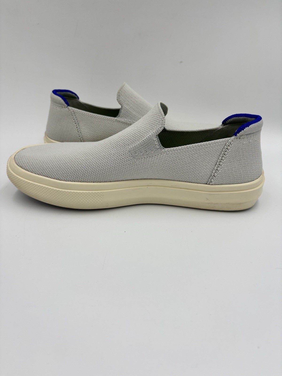 Rothy’s The City Slip On Sneakers Soft Gray Womens Size 7 Casual Shoe