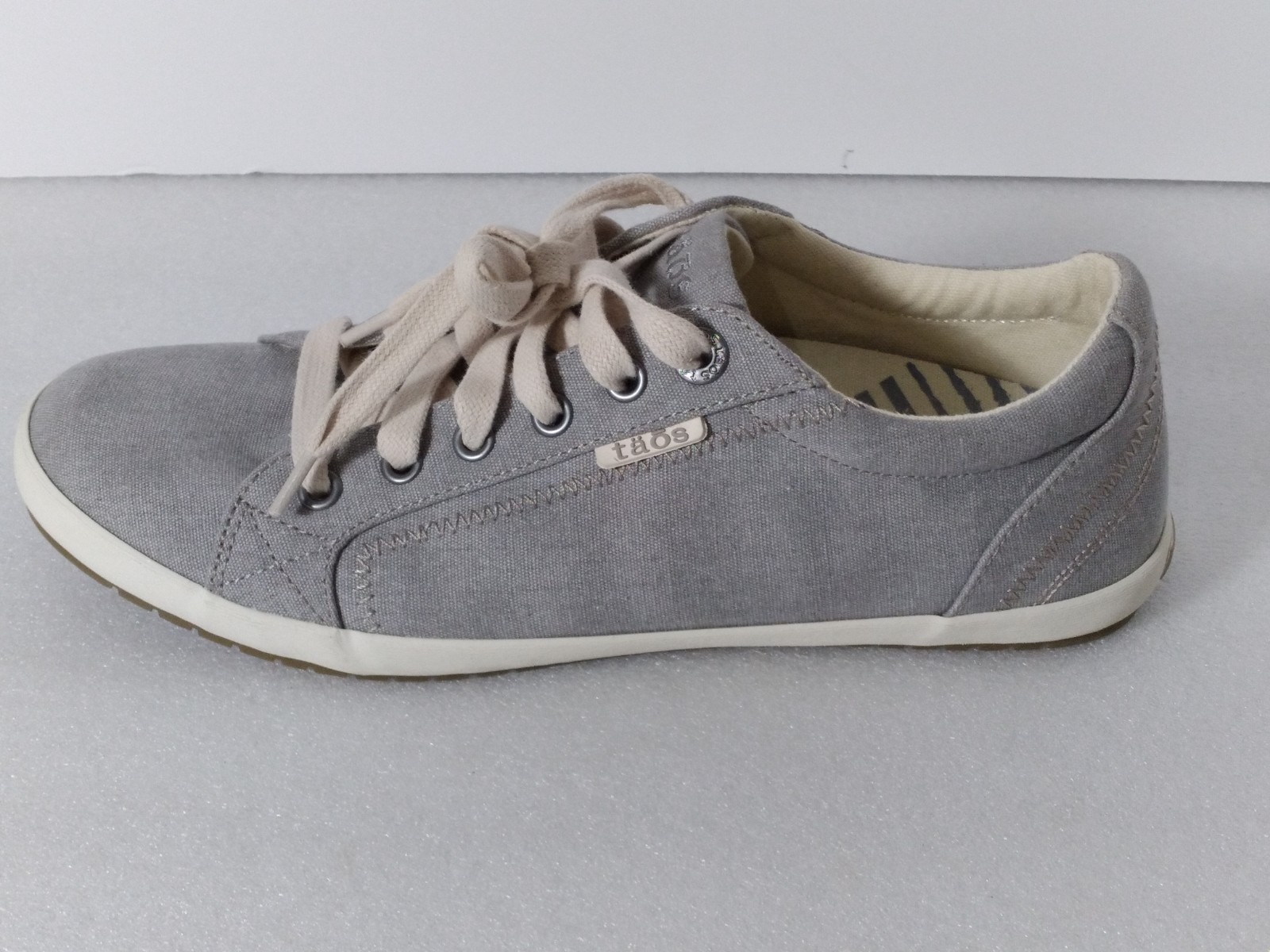Taos Sneakers, STAR Women’s Size 9.5, Grey Wash Canvas, Lace up NEW WITHOUT BOX