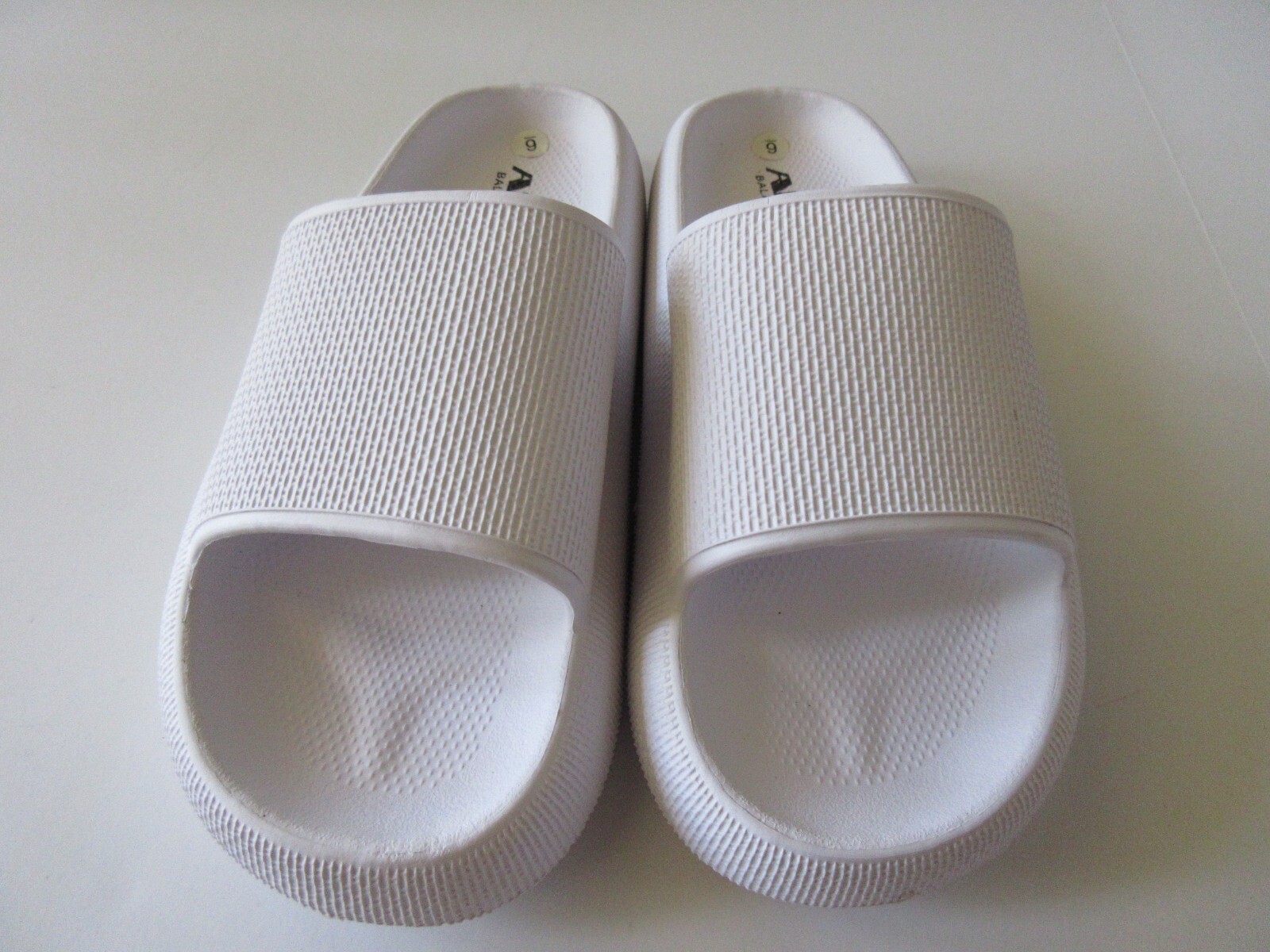 Casual Women’s Comfortable PVC Slide Sandal White Color Variety Of Sizes New