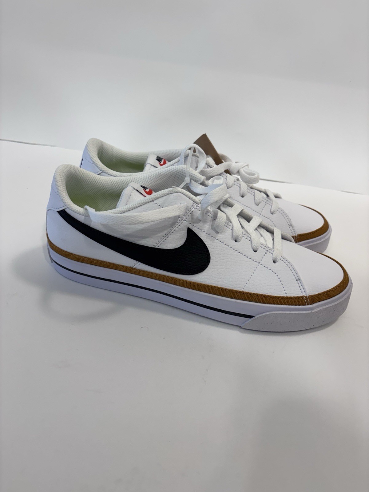 Nike Court Legacy Next Nature Womens Shoes Sz 10.5White Leather Lace Up Sneakers