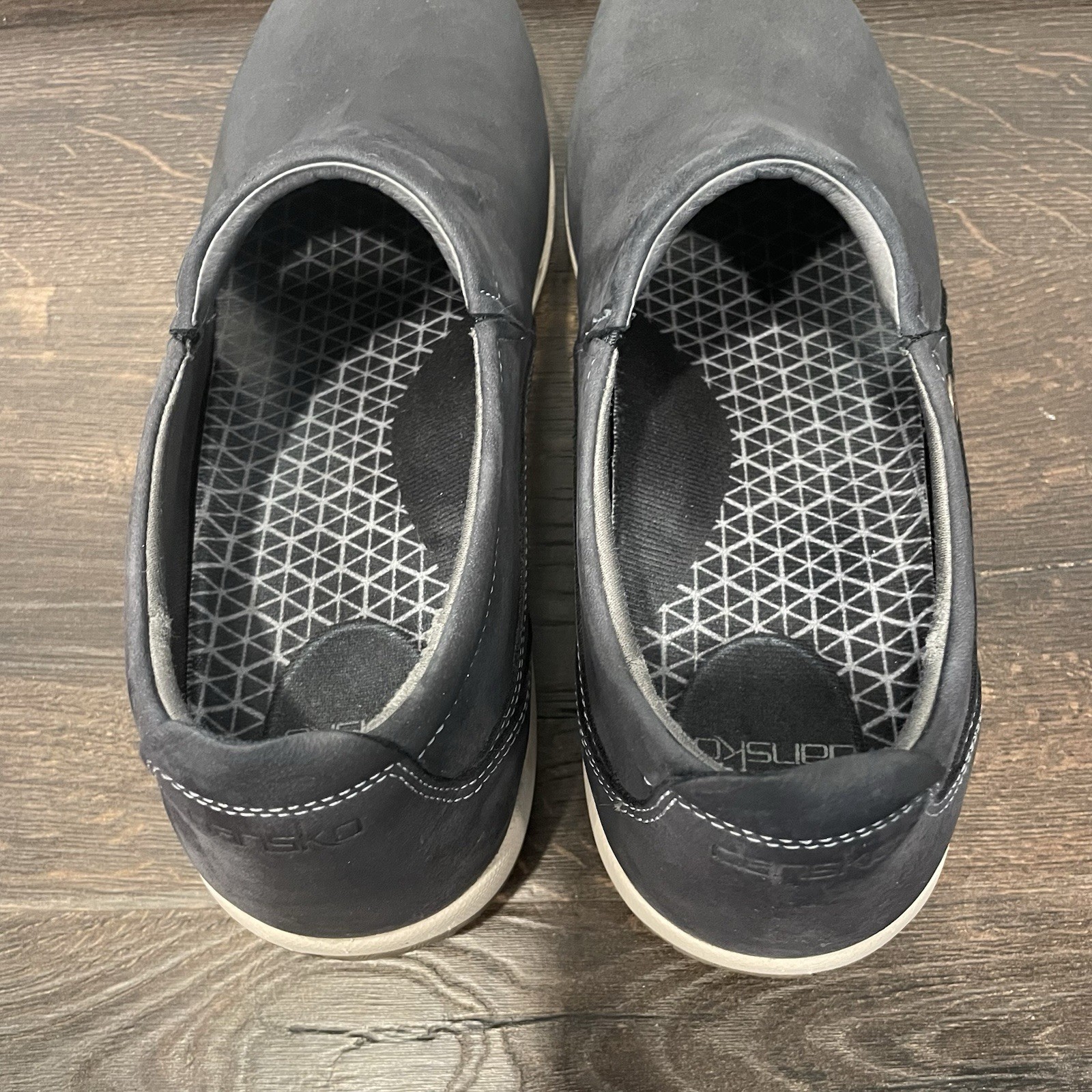 Dansko Patti Women’s Casual Shoes, Navy Milled Nubuck, Size 42 Slip On Vibram