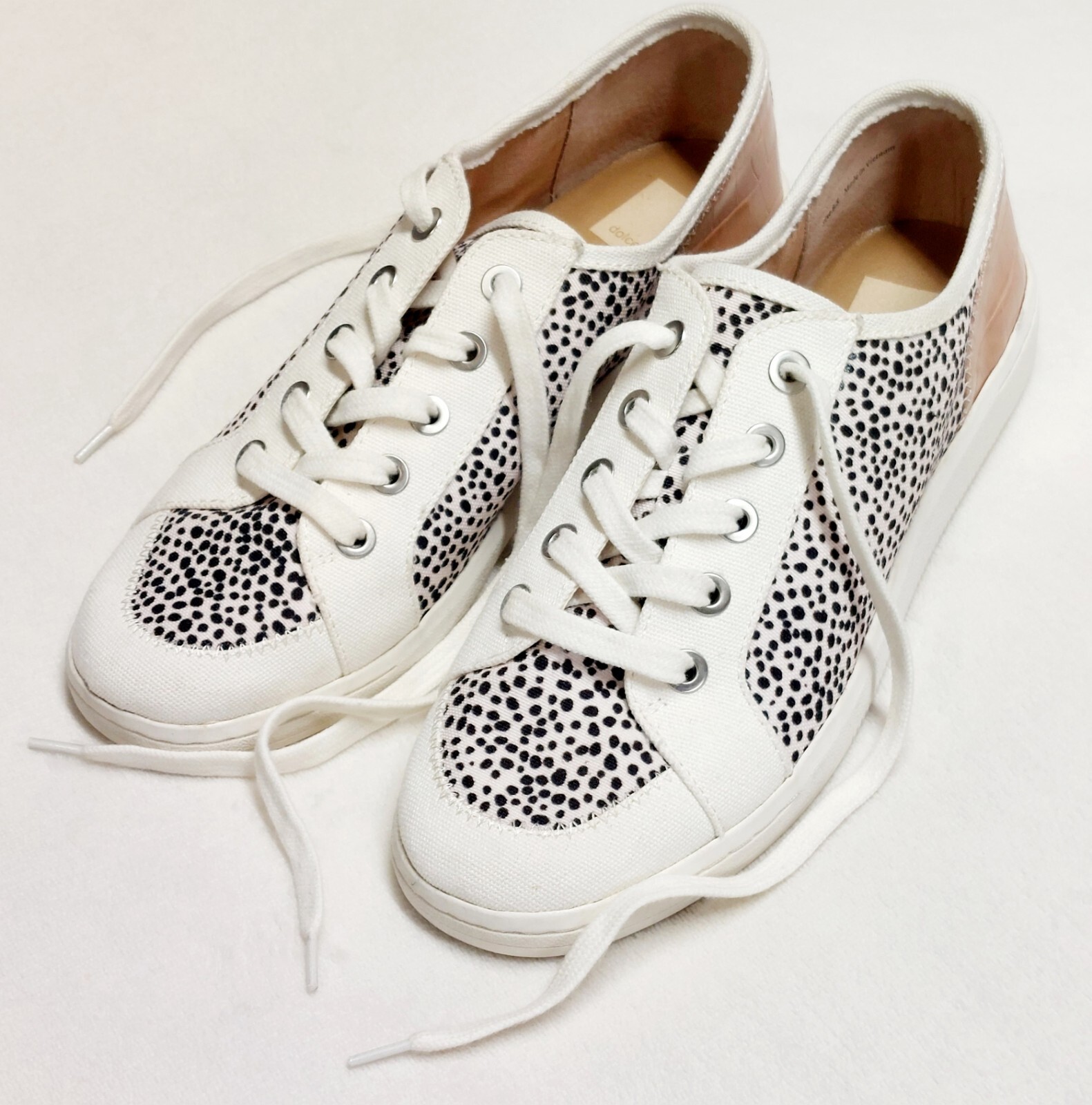 Dolce Vita Neza Lace Up Sneaker Black White Spotted Canvas Size 8.5