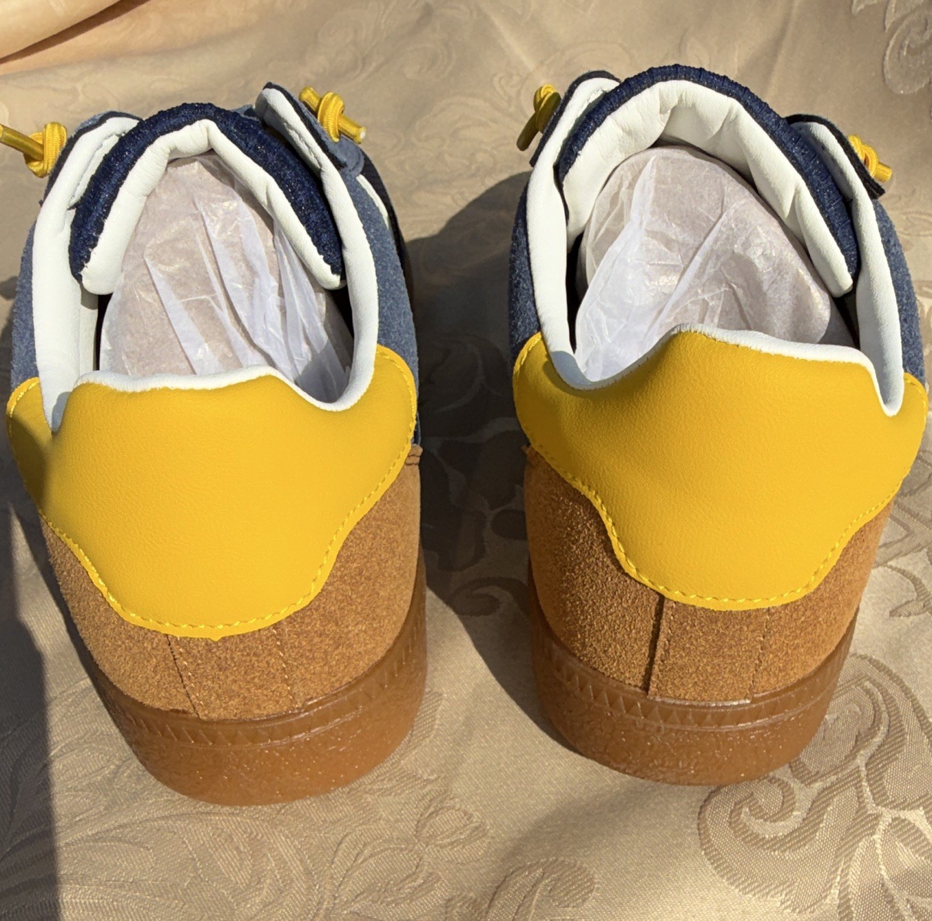 Niaemu Comfort Women’s Mesh & Suede Lace-Up Sneakers Blue/White/Yellow US 8