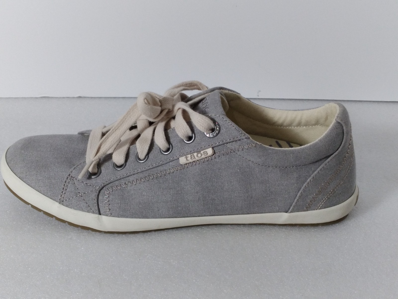 Taos Sneakers, STAR Women’s Size 9.5, Grey Wash Canvas, Lace up NEW WITHOUT BOX