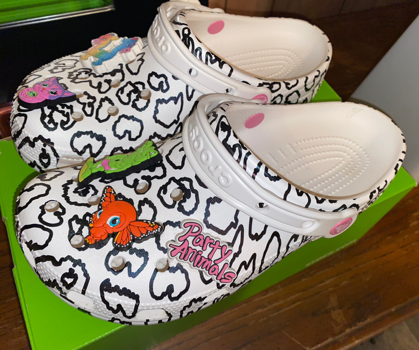 Crocs Classic Clogs, Party Animals X Ron English, White Cheetah, W9 / M7