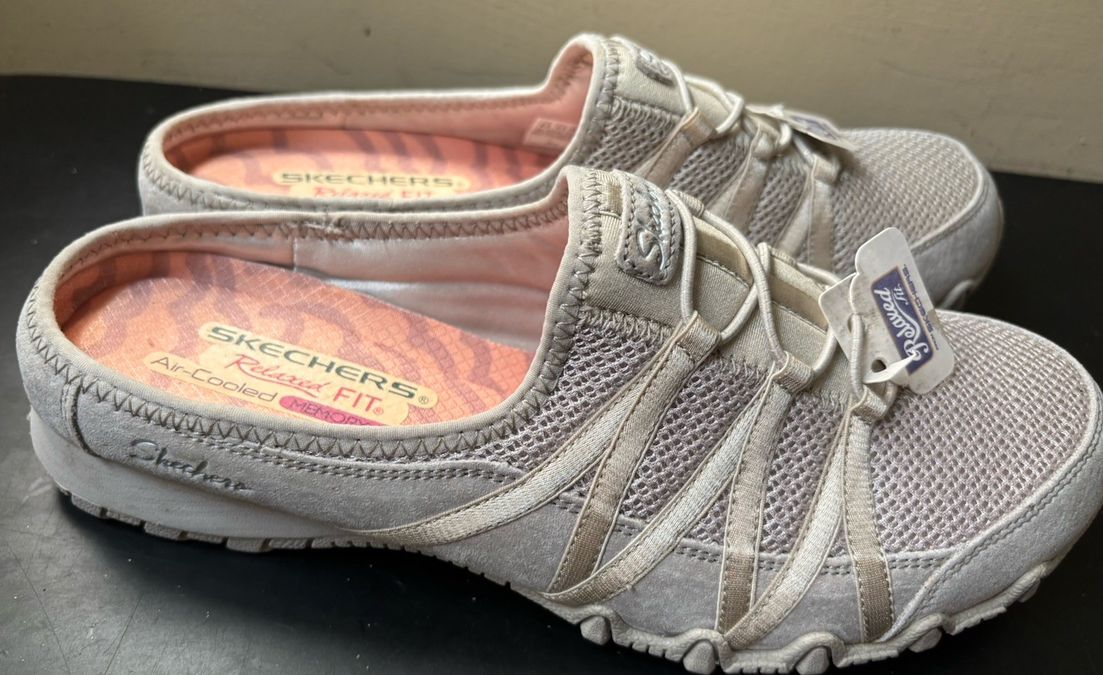 Skechers Bikers Fan Club Natural Color Size 8.5 NEW