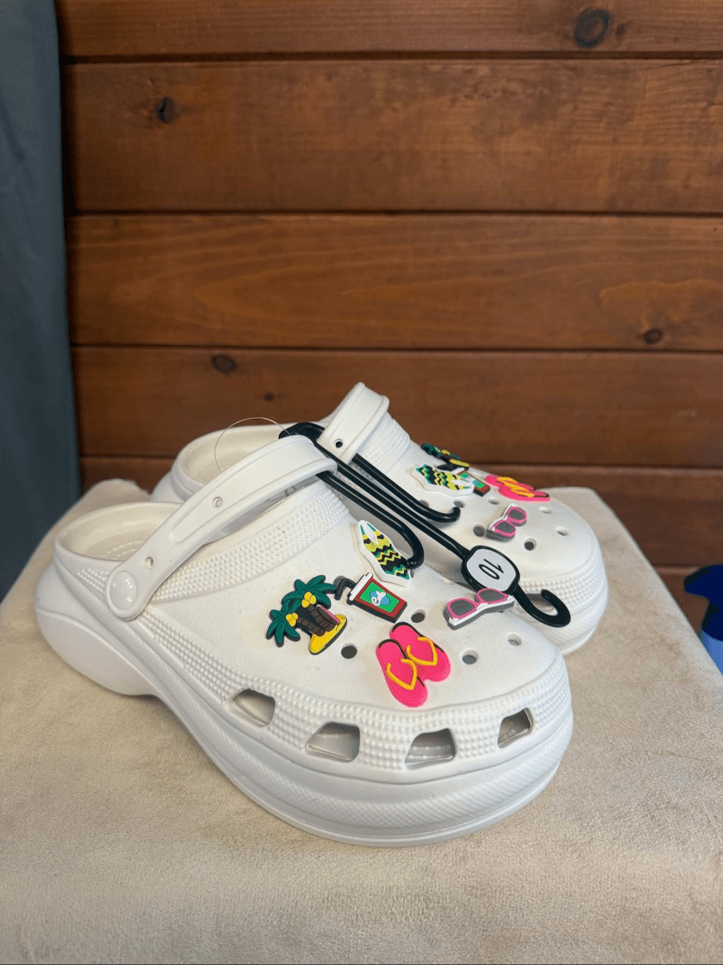 No Brand Womans Clogs/Slides white Sz 10 NWOT