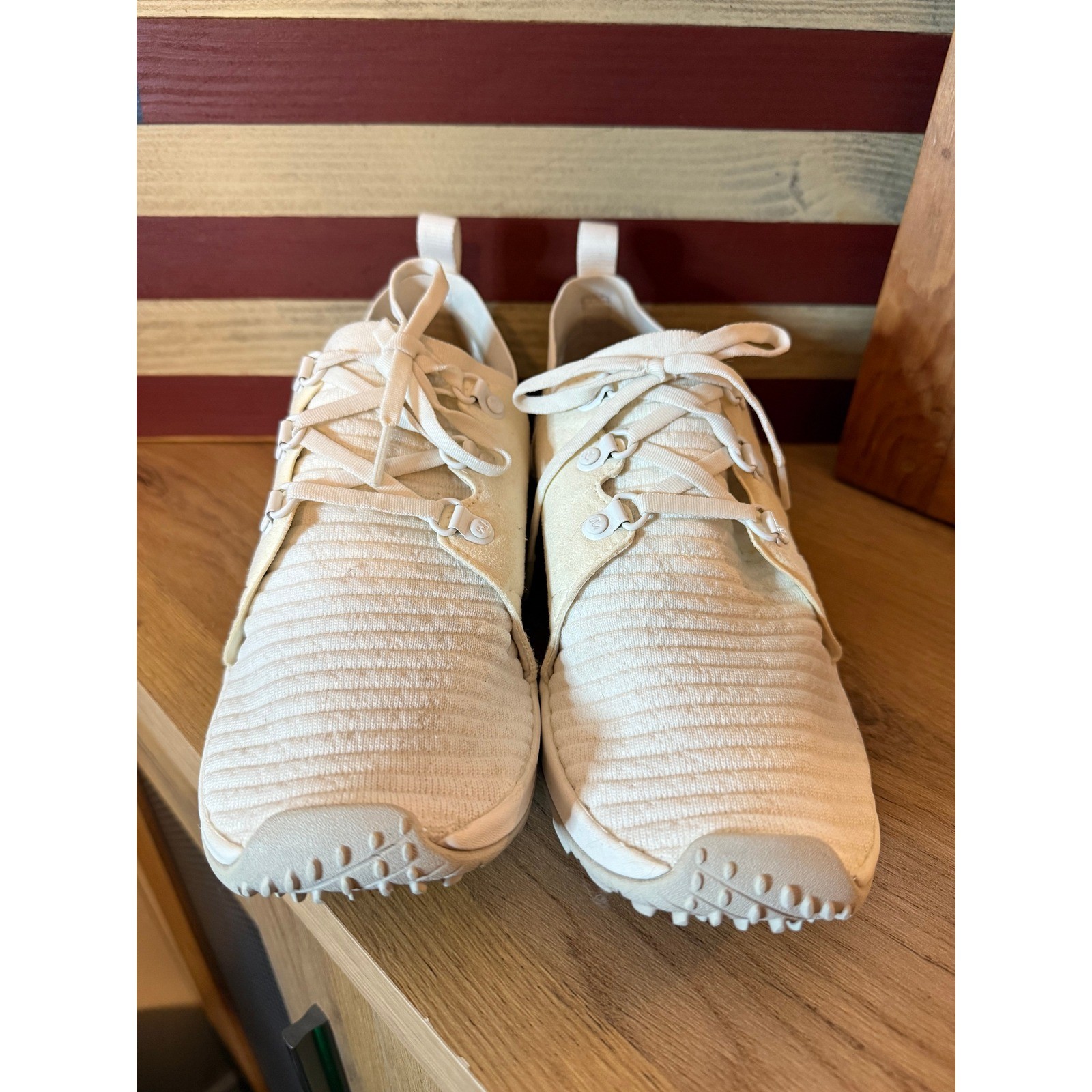 Merrell Women’s White & Cream Knit Air Cushion Lace-Up Walking Shoes Size 10