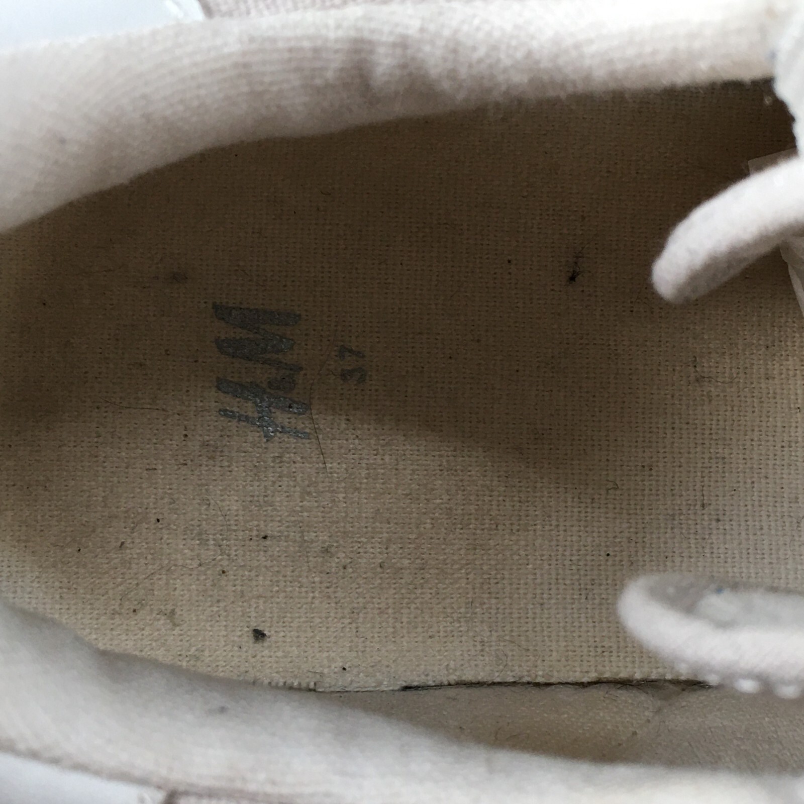 H&M Shoes Womens 6 Casual Sneakers Flats Comfort Beige Fabric Lace Up Low Top