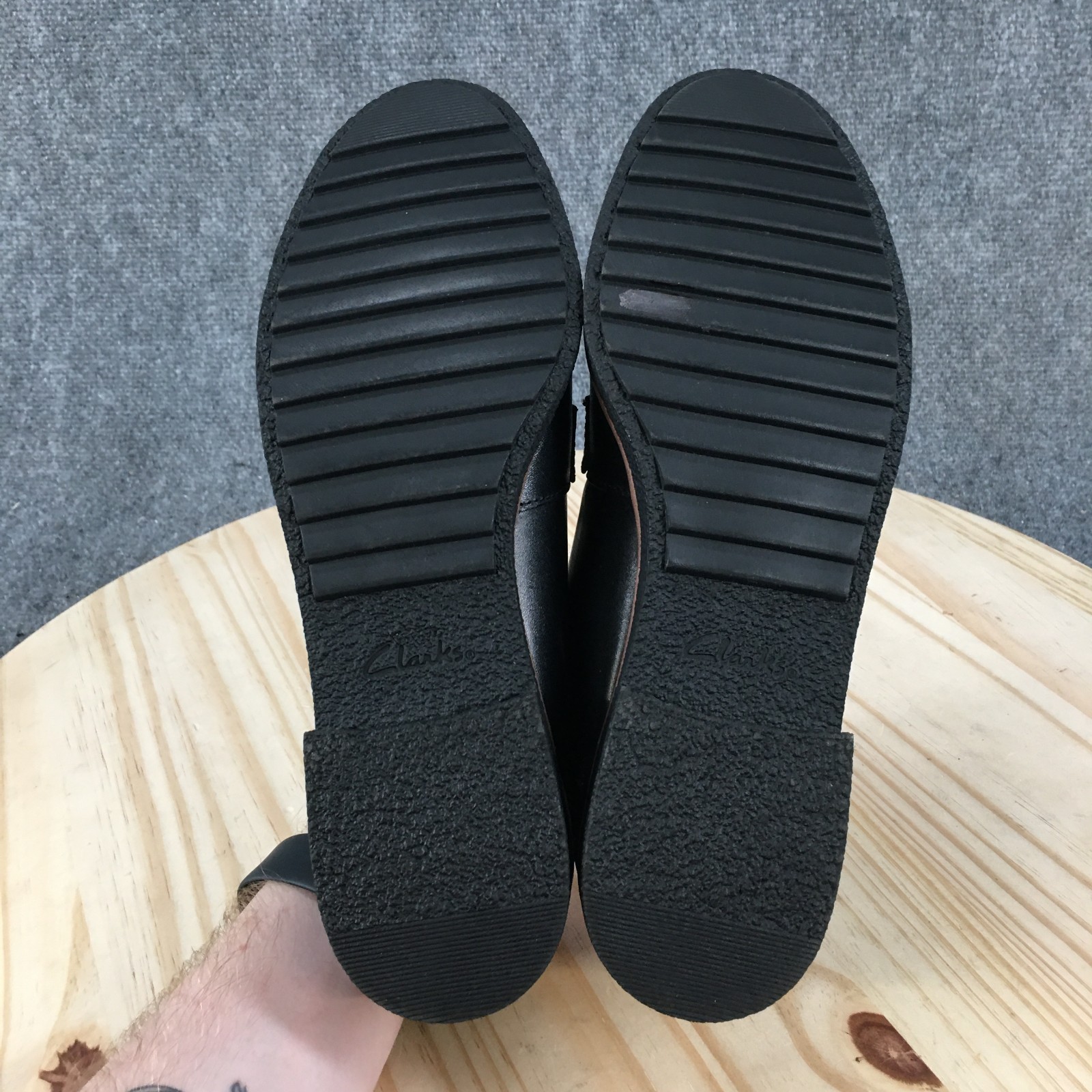 Clarks Griffin Sail Shoes Womens 10 M Casual Slip On Plaid Loafers Black Leather