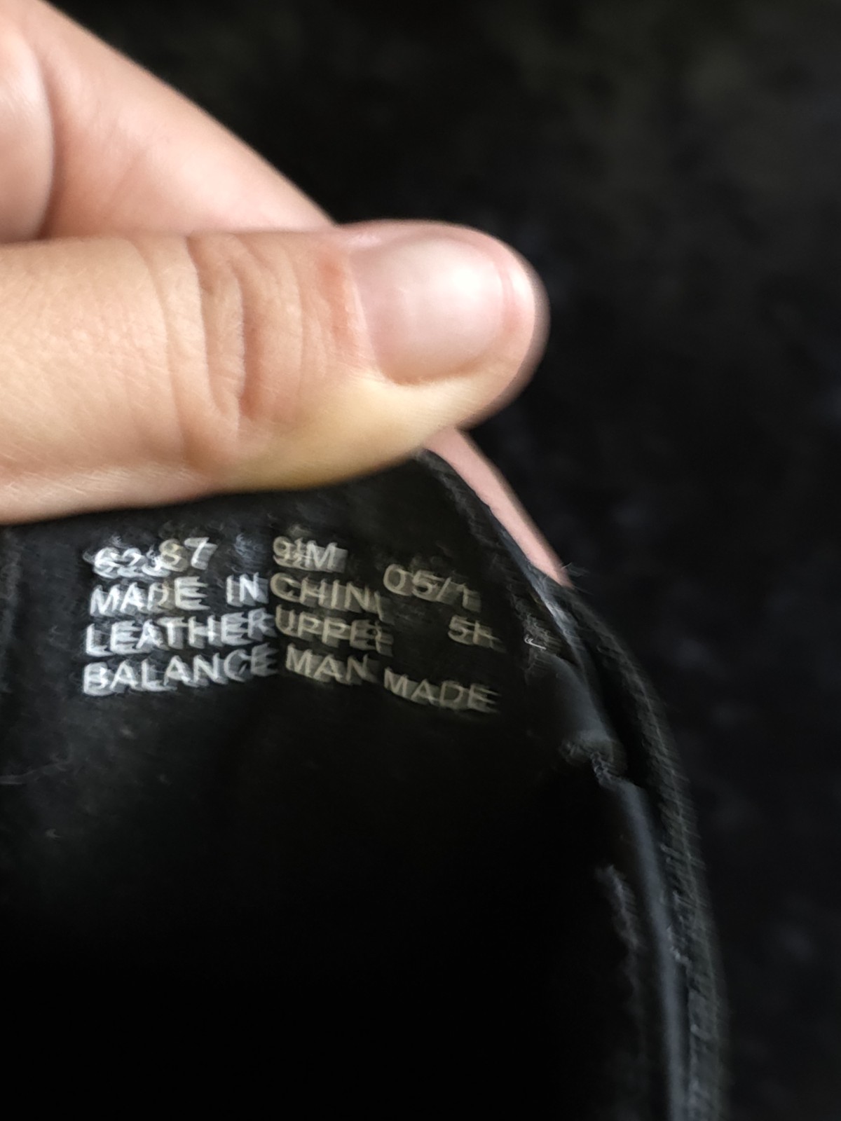 Clarks Artisan Black Leather Mule Clogs Womens 9M Slip-On Comfort Button
