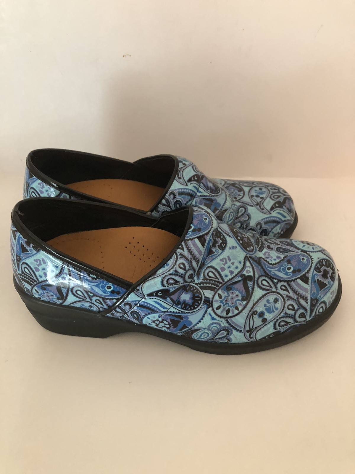 Women’s 7.0Work Nursing Shoe Slip-Resist Clog Peacock Blue Paisley