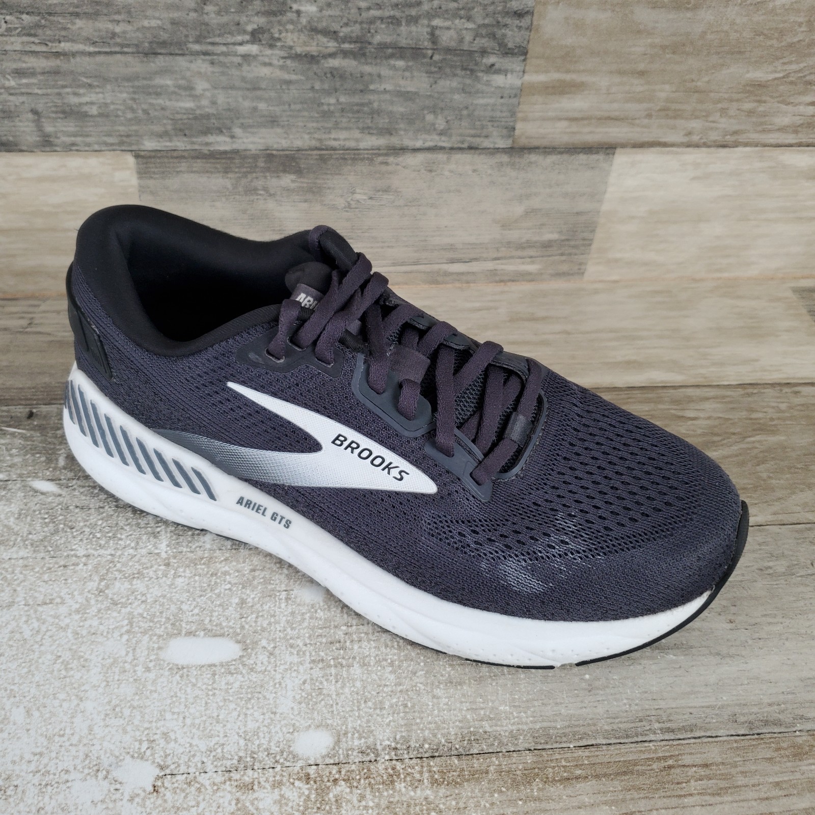 Brooks Ariel GTS 24 Womens Shoes Sz 8.5 B Running Ebony Black White Sneakers