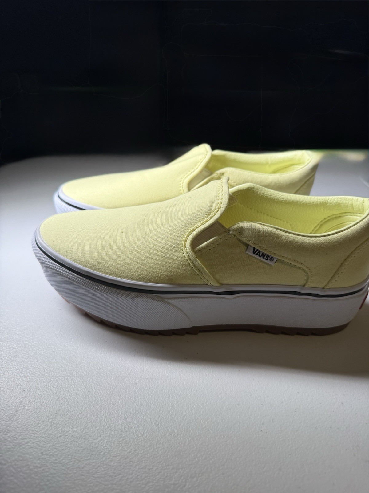 Vans Slip-On Yellow Canvas Casual Shoes Women’s US 8 M Round Toe