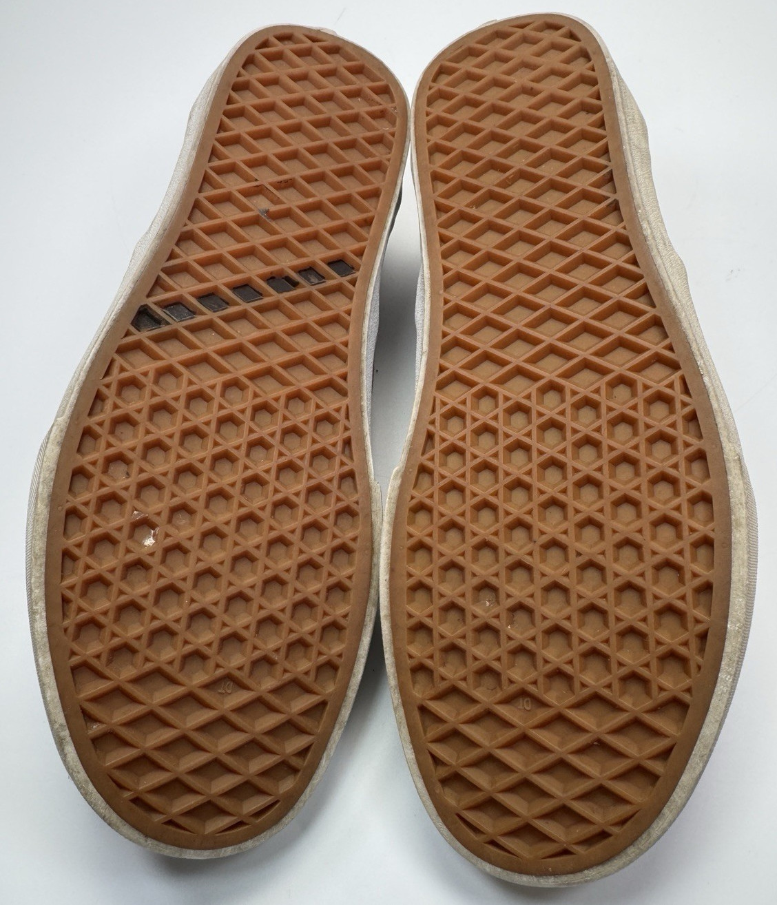 Vans Classic Slip On Perforated Leather Burgundy Red Womens Casual Shoes Size 8