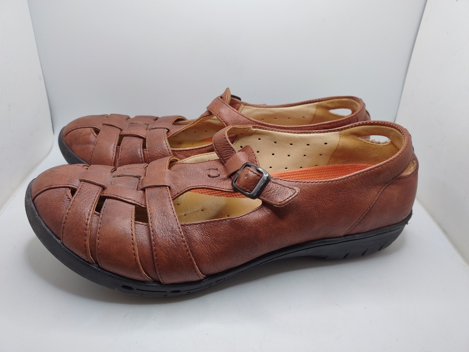 Clarks Structured Womens Brown Leather Closed Toed Sandel Shoes Size 10N Used