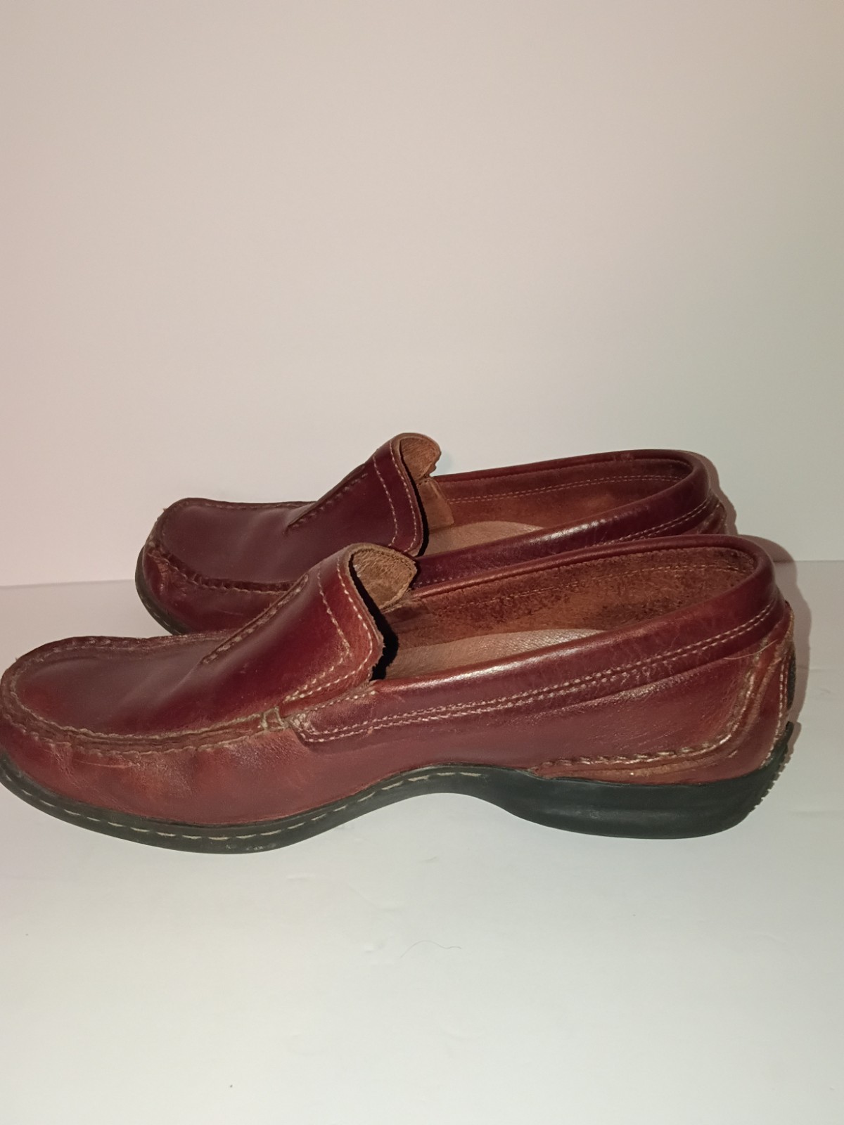 Clarks Women’s Brown Leather Slip-On Loafers Round Toe Comfort 8.5W