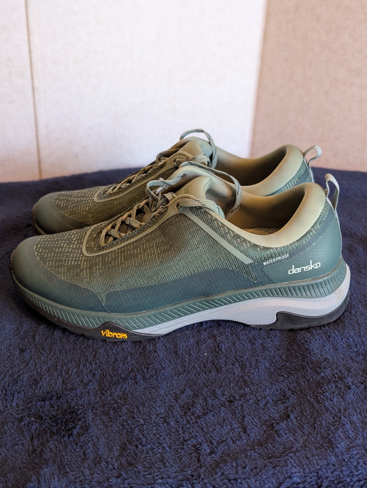 Dansko Makayla Women’s Size 39/8-8.5 Green Walking Waterproof Shoes