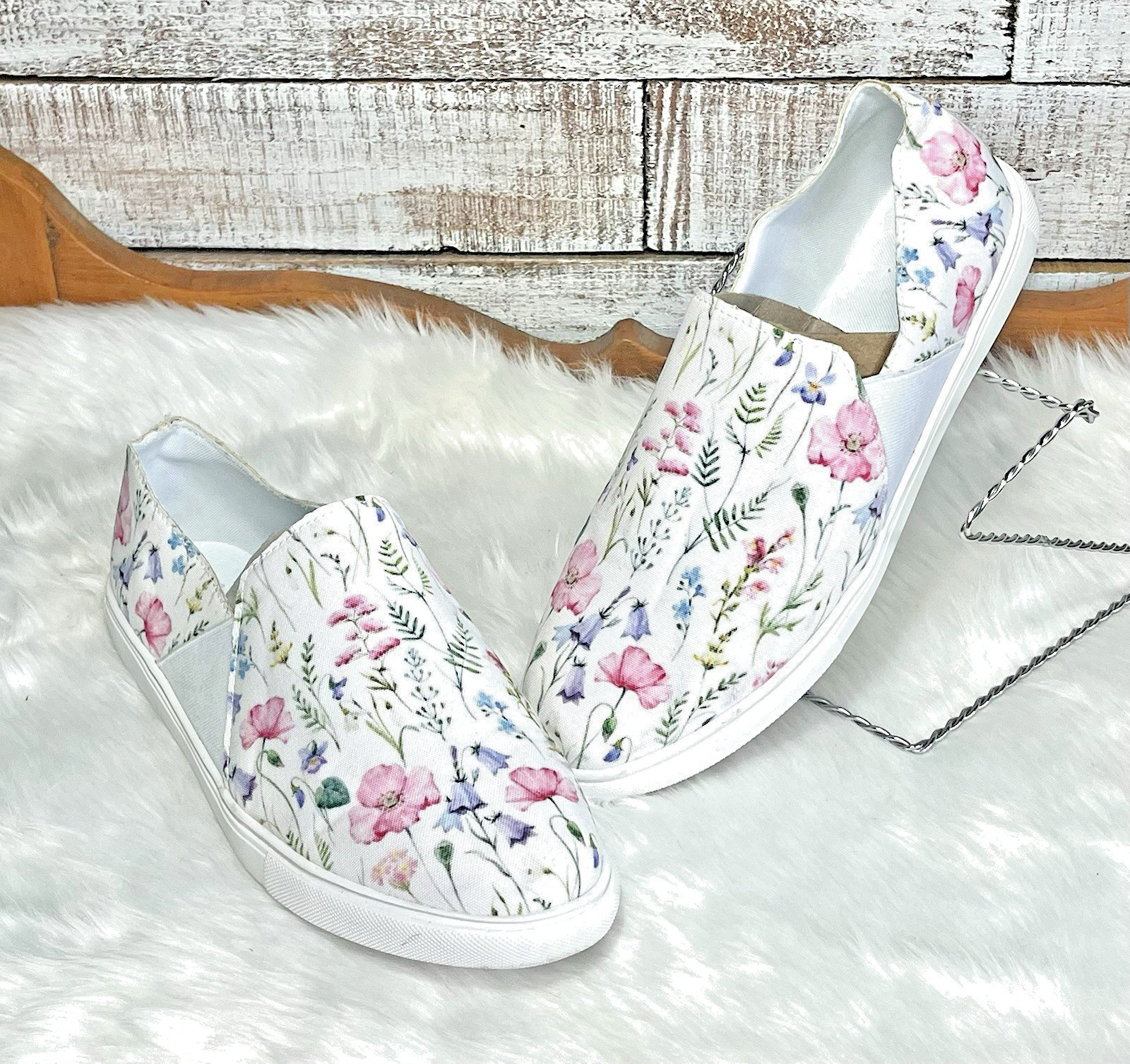 Women Slip On Sneakers Floral Canvas Shoes Wildflowers Comfort Flats US 11 EU 42