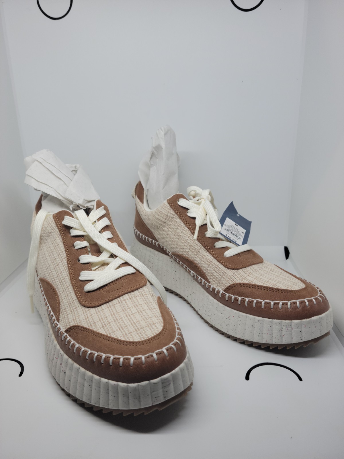 Universal Thread Womens Persephone Casual Fashion Sneakers Tan Size 12