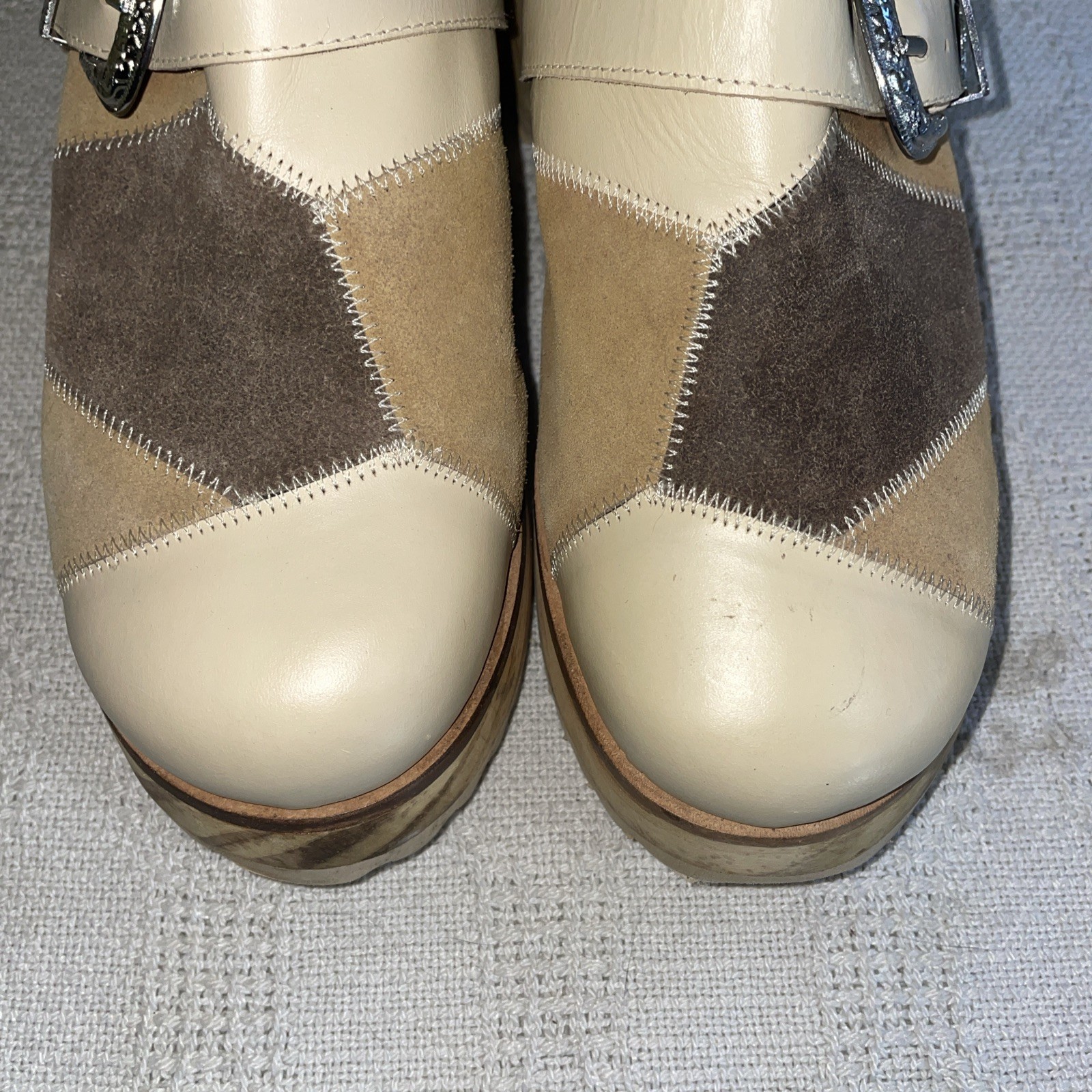 Urban Outfitters Platform Mules Womens Size 9 M Beige Brown Leather Going Out
