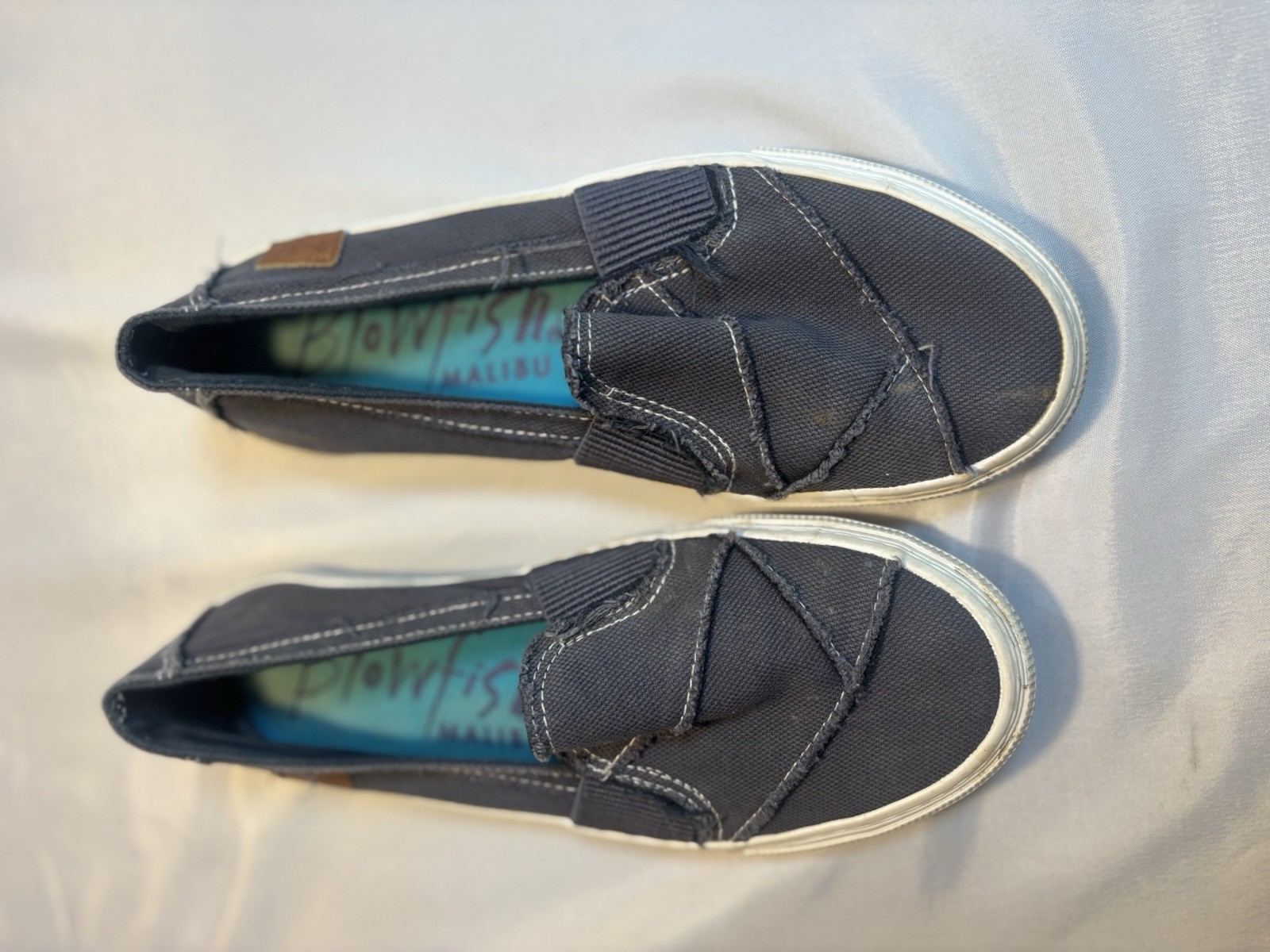 Women’s Blowfish Malibu Gray Size 8