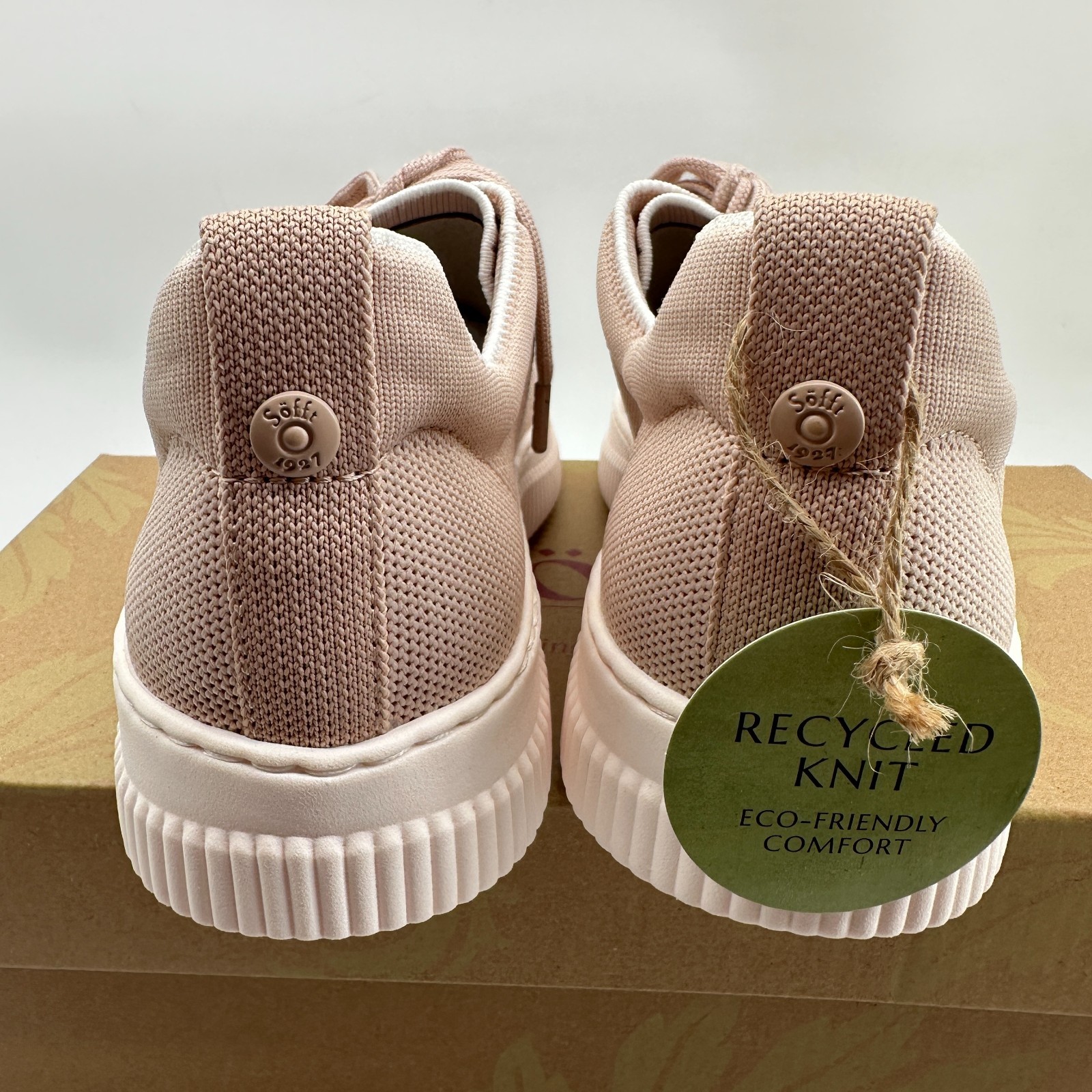 Sofft Faro Lace Up Sneakers Shoes Intimo Pink Womens Size 8.5