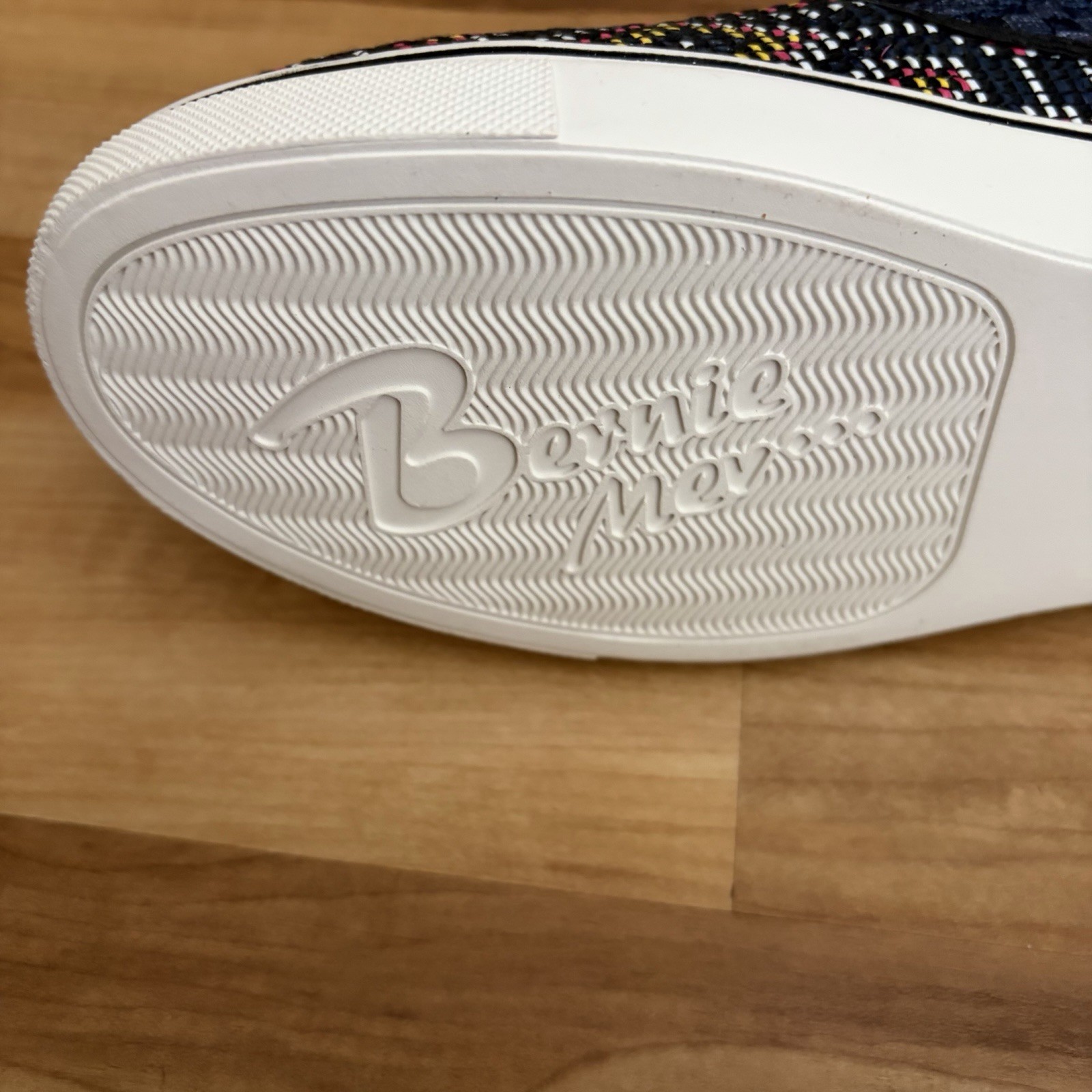 Bernie Mev Women’s Size USA 7 Woven Blair Slip On Geometric Pattern Memory Foam