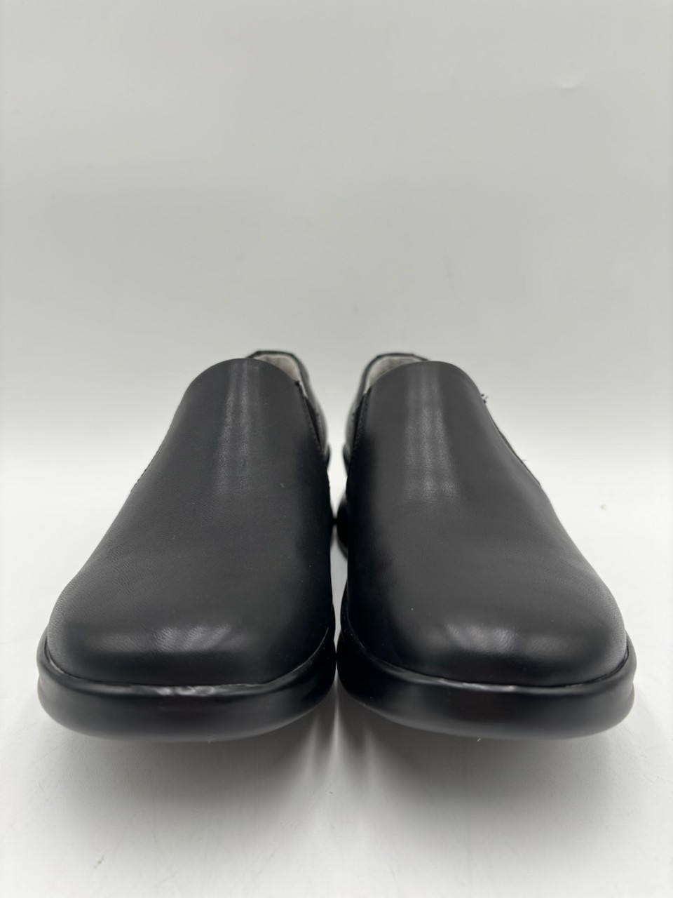 Moshn VERVE FULL GRAIN 07252021 Women’s NEW Slip-On Shoes Black Multiple Sizes