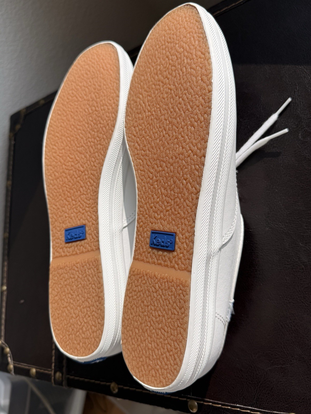 Keds Women’s Champion Original Leather Sneakers, White Leather, 9.5 M (US) NEW