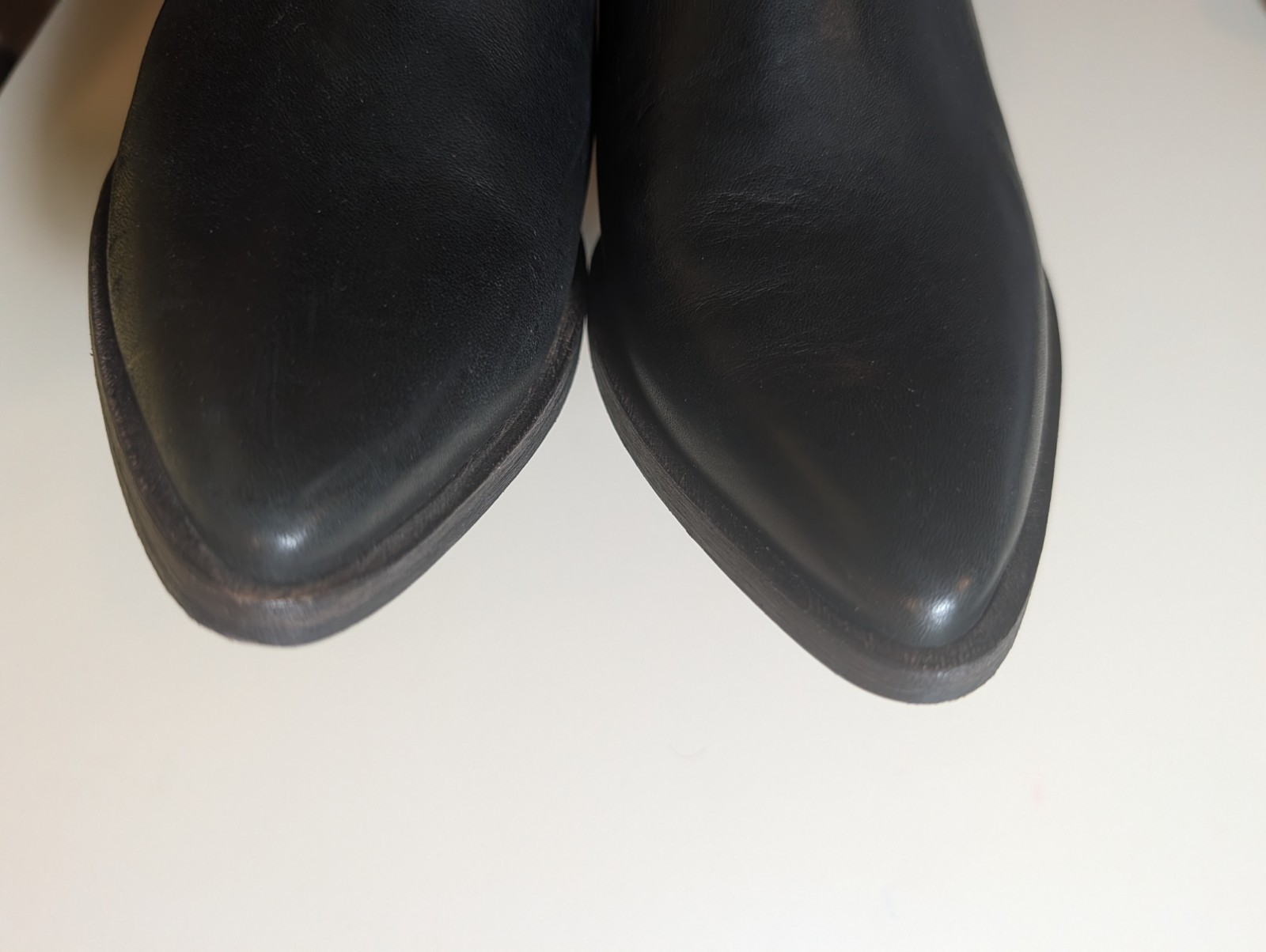 All Saints Woman’s Size 39/8.5 Black Pointed Toe Mule