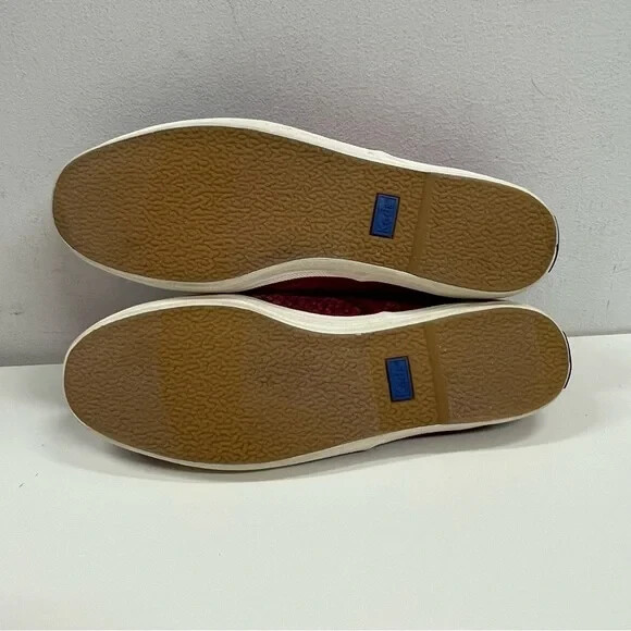 New Keds Champion Velvet in Burgundy Size 7.5