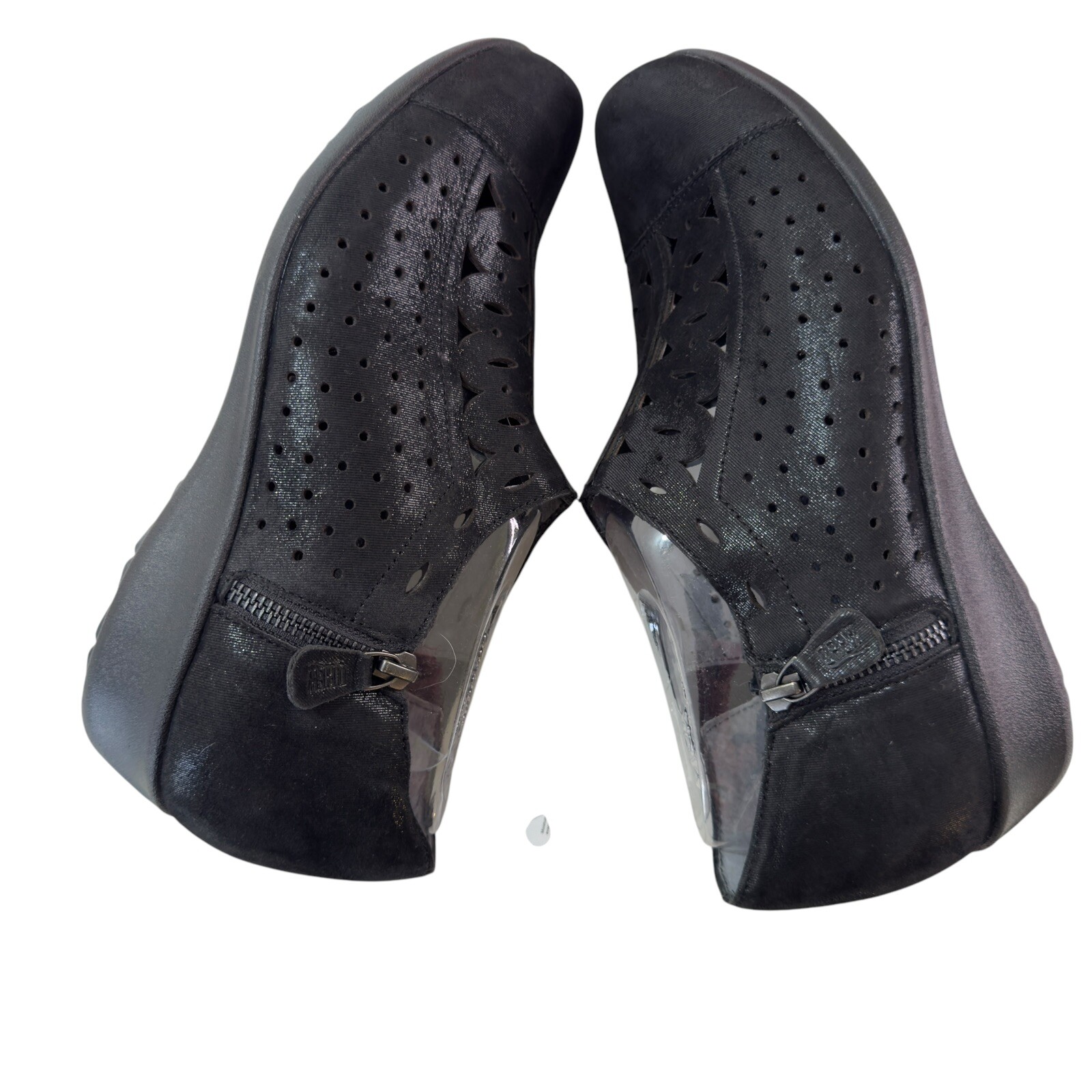 NEW Drew Metro Black Leather Laser Cut Womens 10W Orthopedic Wedge Shoes