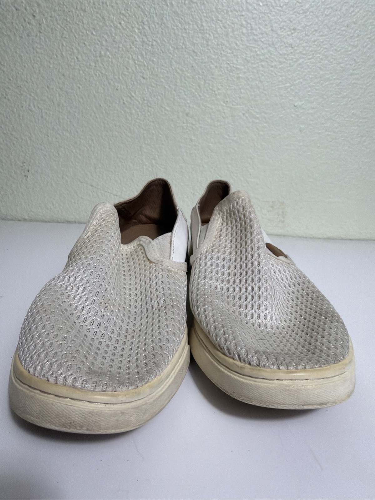 Olukai Shoes Womens 7 Pehuea Slip On Comfort Sneakers 20271-WBWB White Stains