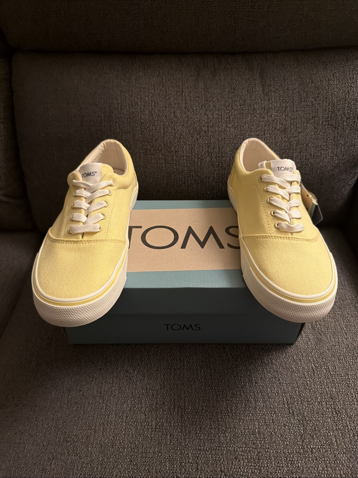 Toms Alpargata Fenix Women’s Lace Up Shoes Banana Yellow Canvas Size 8 NIB