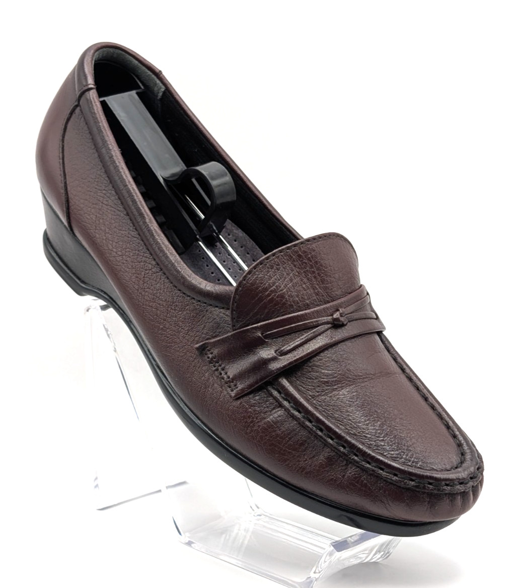 SAS Women’s Leather Loafer, Tripad Comfort, Burgundy, 1.5″ heel, Slip-on Size 6M