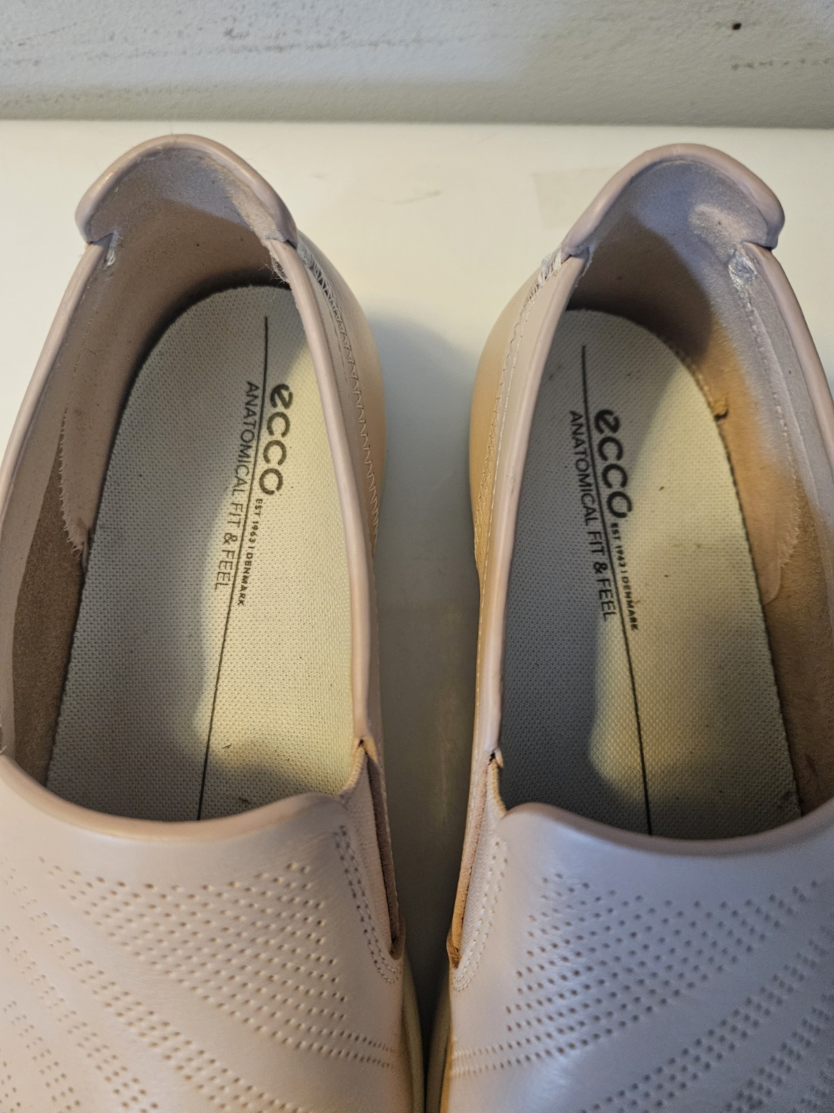 ECCO Travel W Women’s Slip-On Leather Comfort Shoes Rose Dust EU 39 US 8-8.5