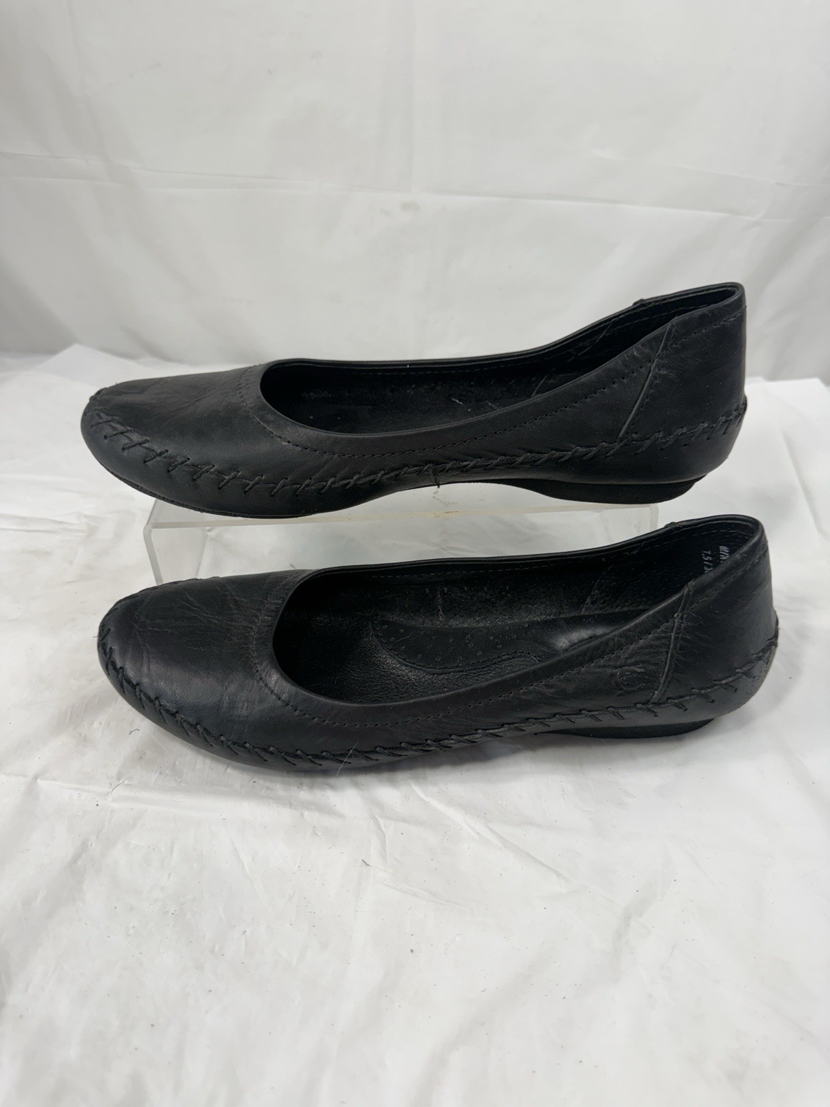 Born size 7.5 Black Leather ballet flats made in Mexico Artesian