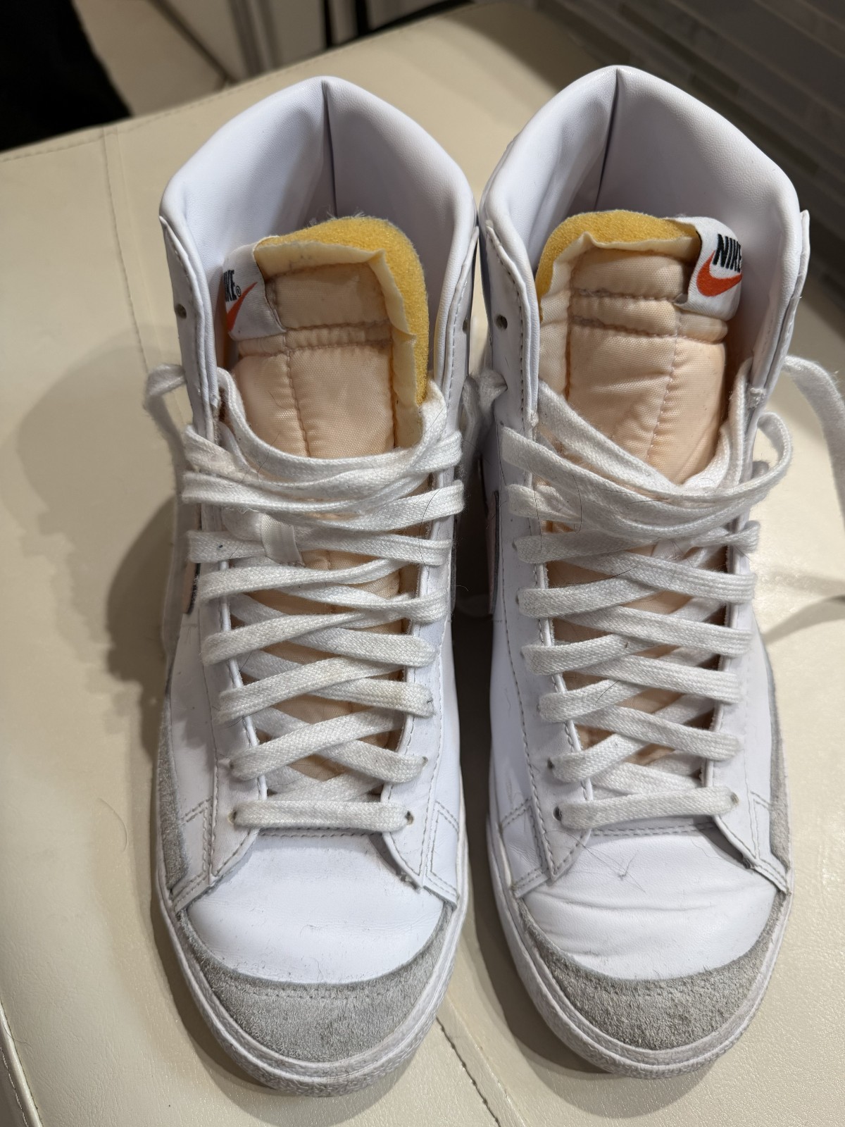 Nike Blazer Mid ’77 Vintage Women’s Sneakers – White/Pink – US 9.5 / EU 41