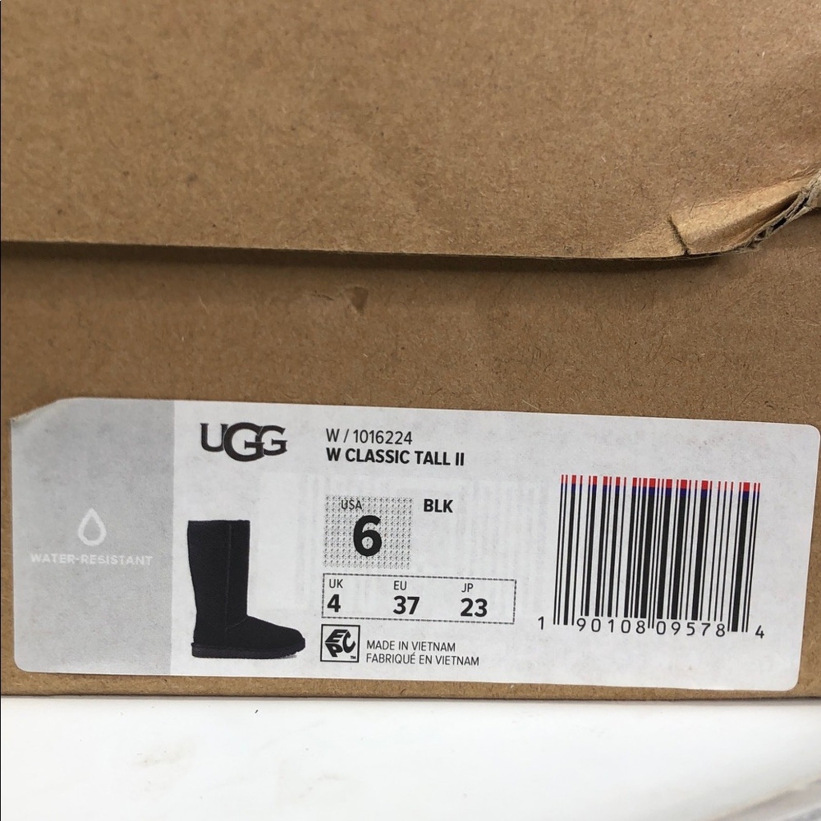 UGG Classic Tall II Black Suede Women’s Boots – Size 6