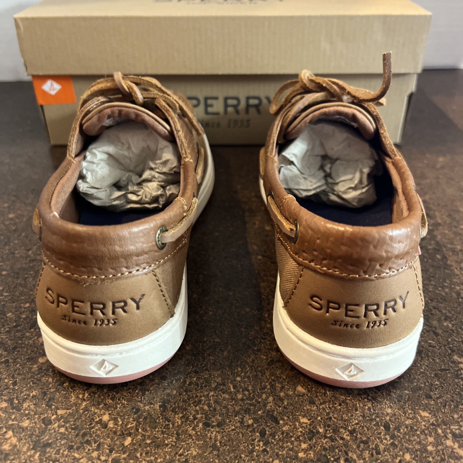 SPERRY Top Sider Women’s Size 5.5 M Koifish 2 Eye Boat Shoes Linen/Oat 95589