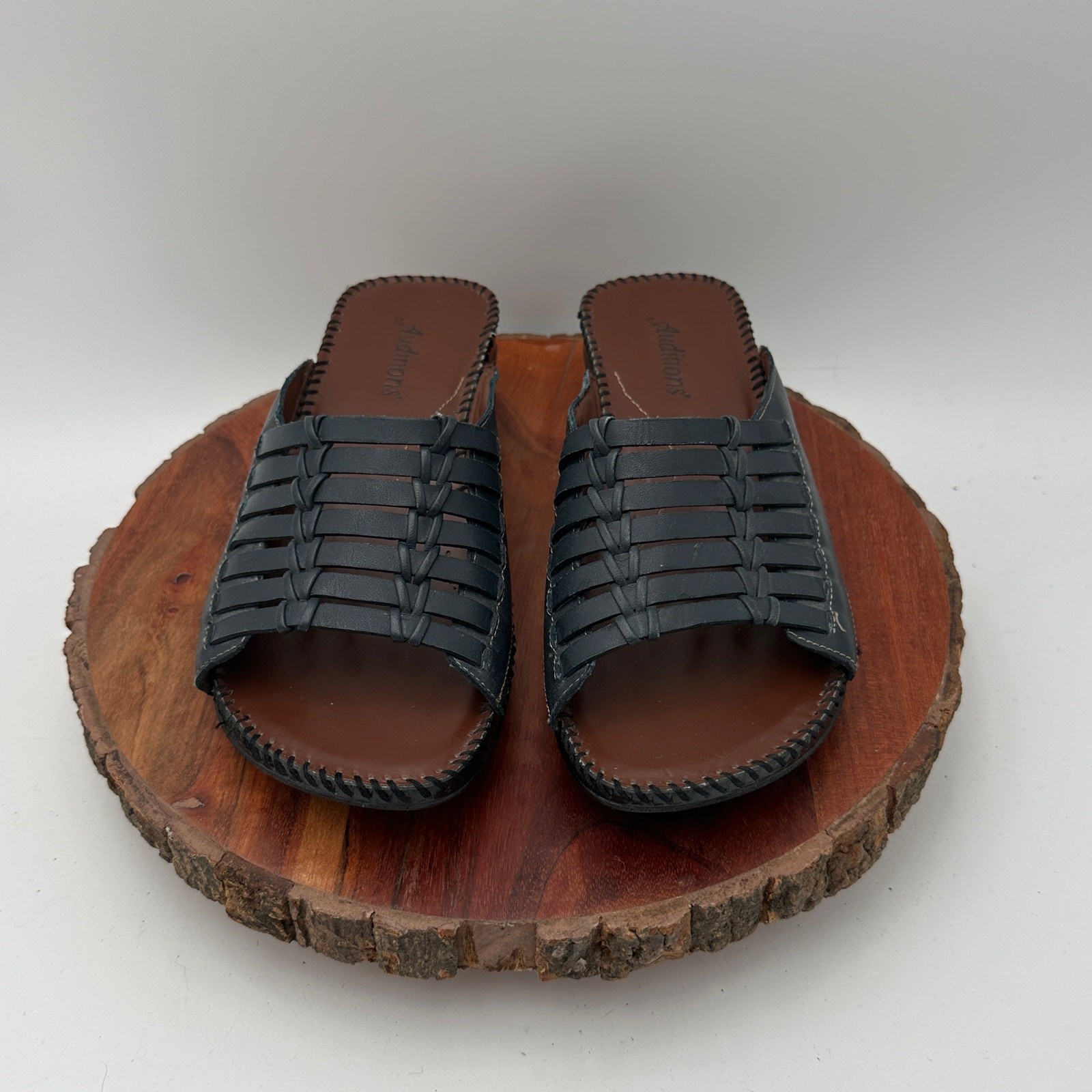 Auditions Newman Comfort Sandals 8 Wide Blue Slip On Slides Woven Leather EUC