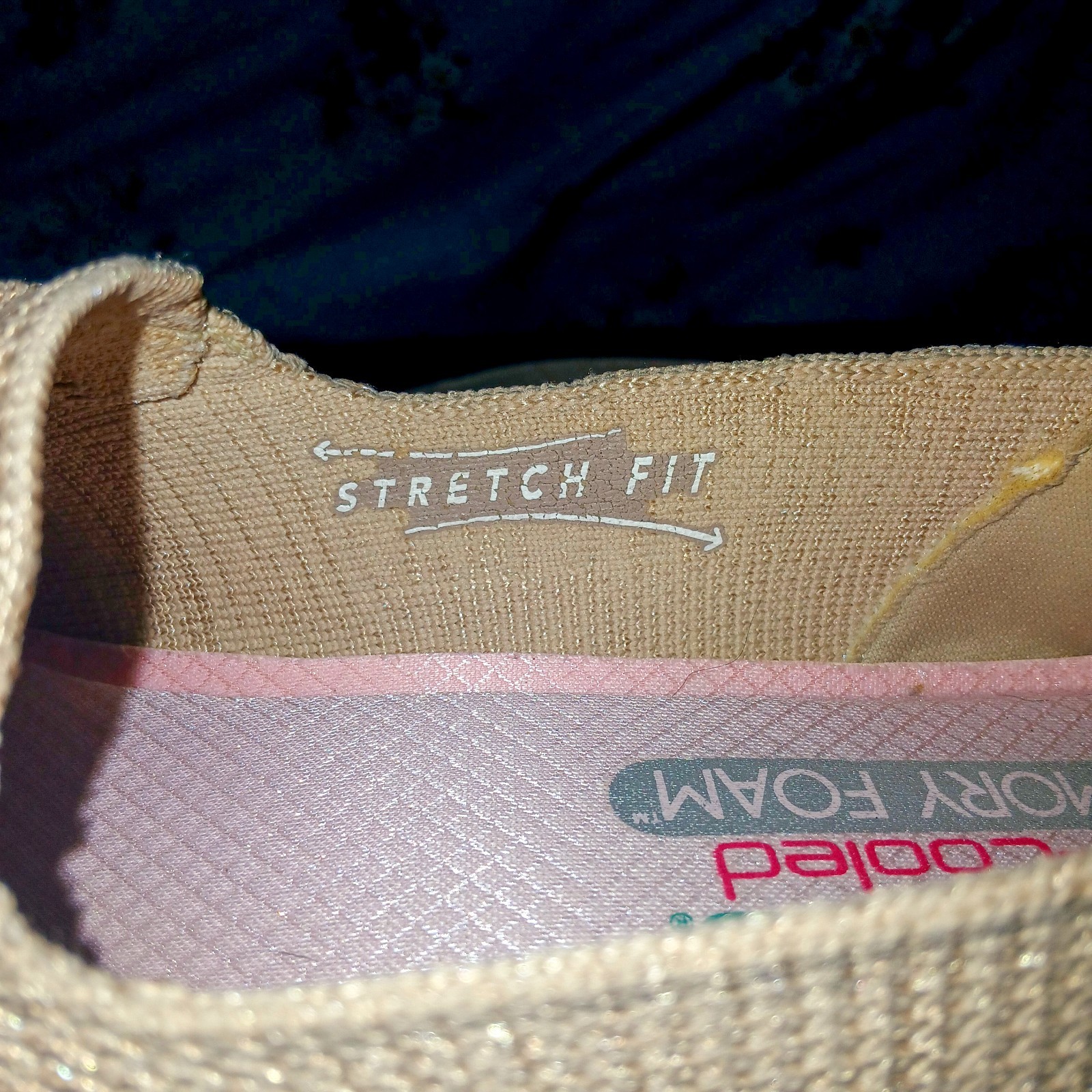Skechers Air Cooled Memory Foam Stretch Fit Beige Knit Slip on Shoes Size 8